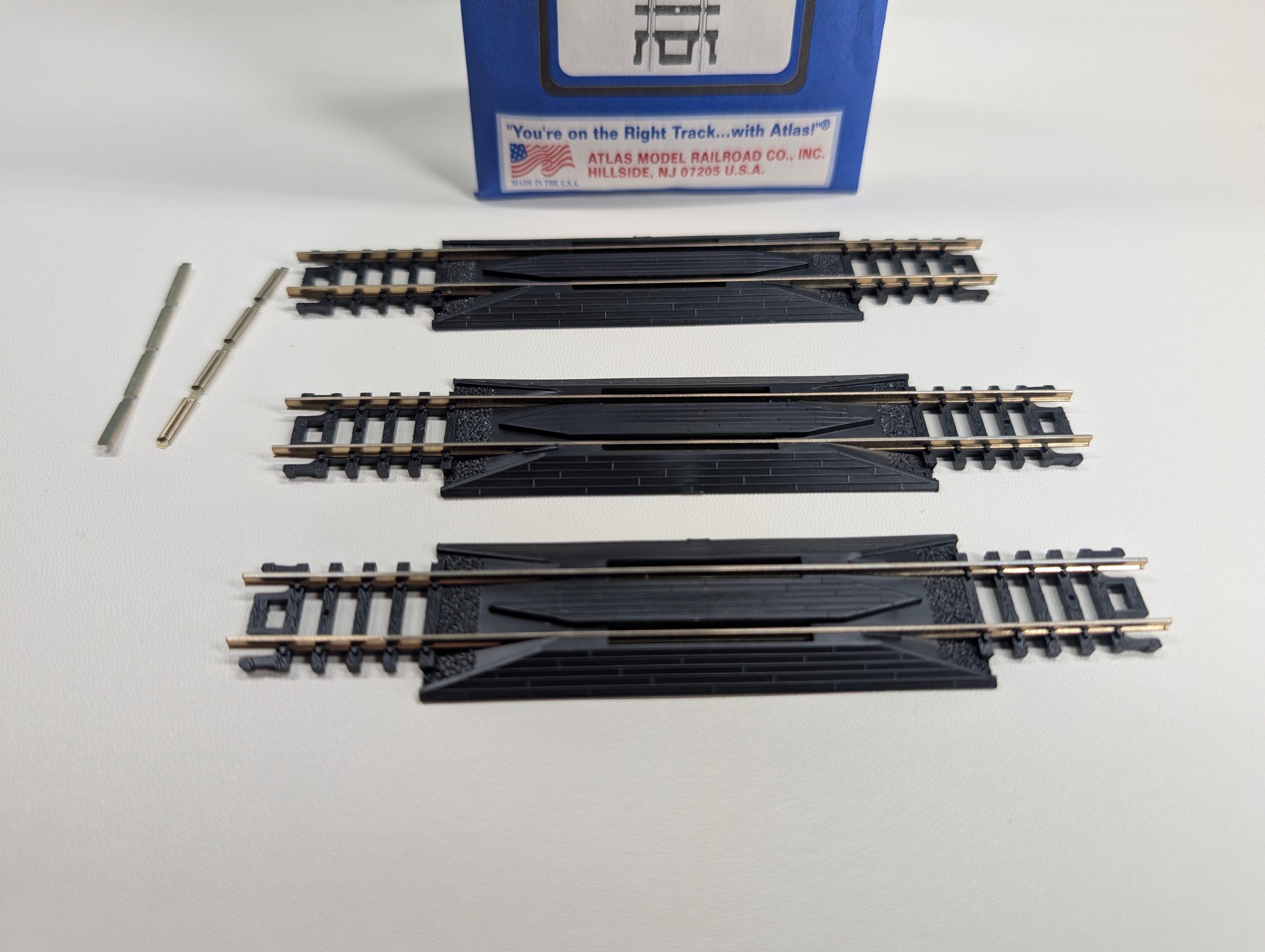 Atlas 2532 N Scale Rerailer Nickel Silver Snap Track (3 pcs)