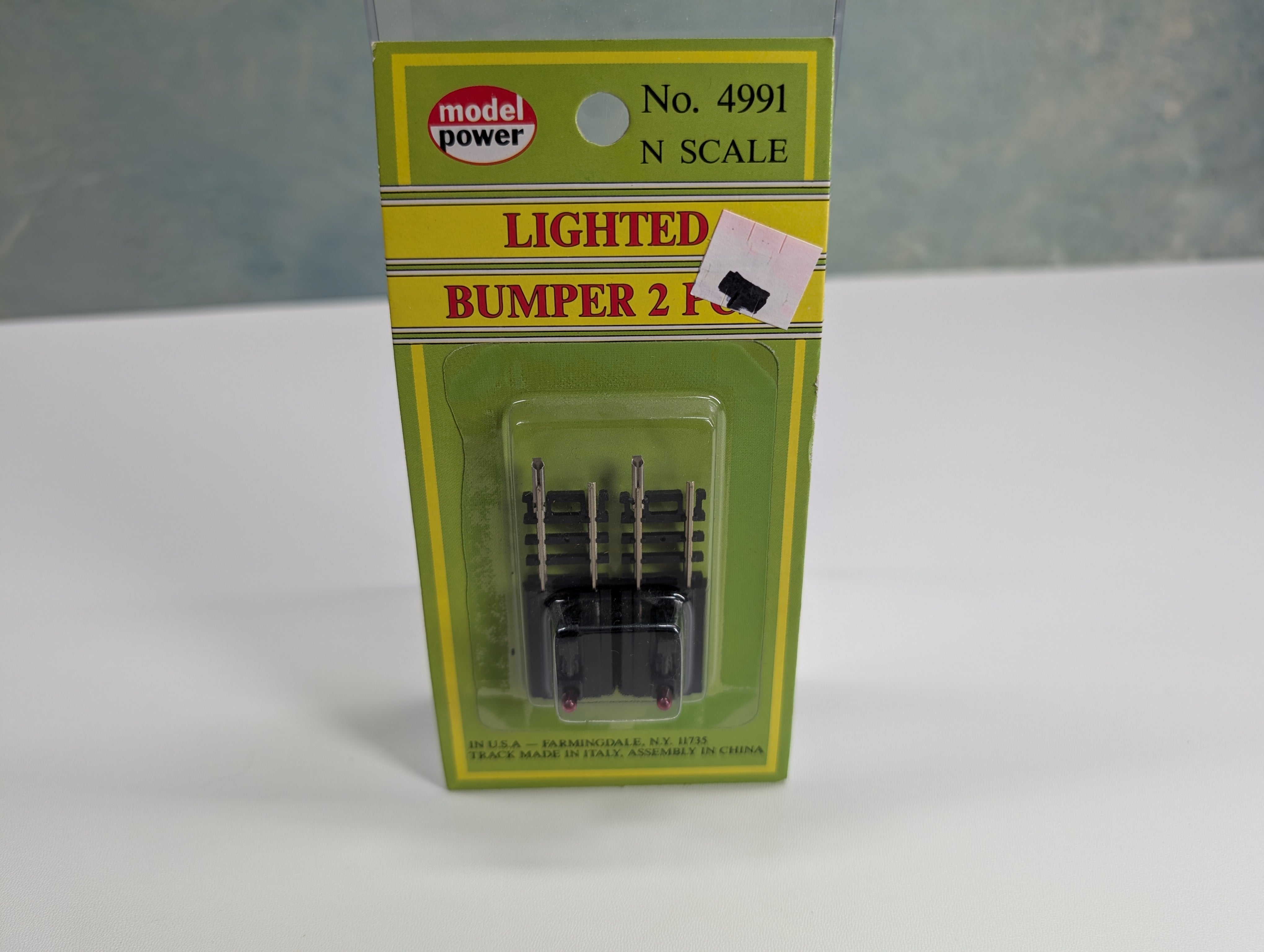 Model Power 4991 N Scale Lighted Bumper (2 pcs)
