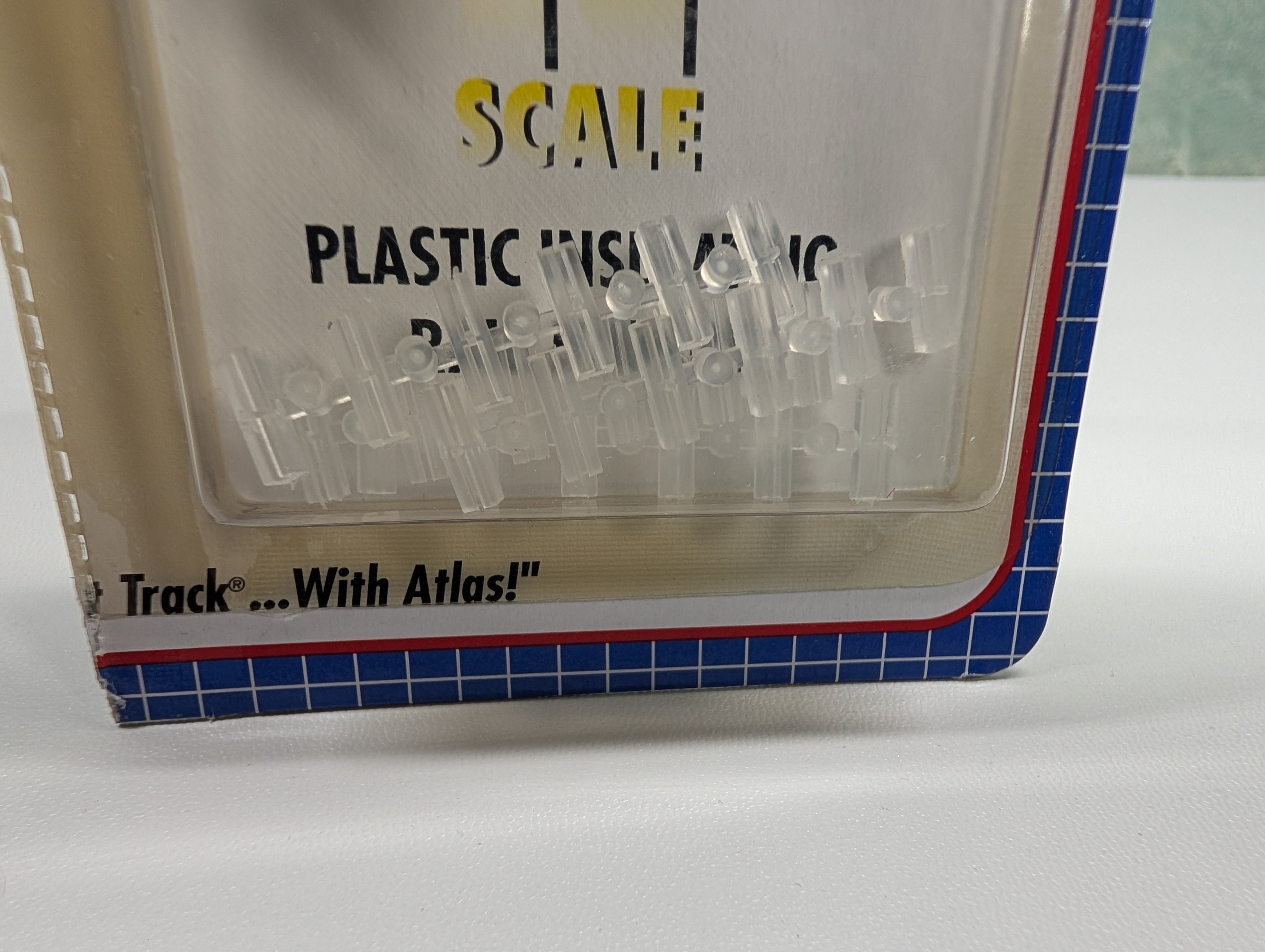 Atlas 2538 N Scale Plastic Insulating Rail Joiners Code 80 (24 pcs)