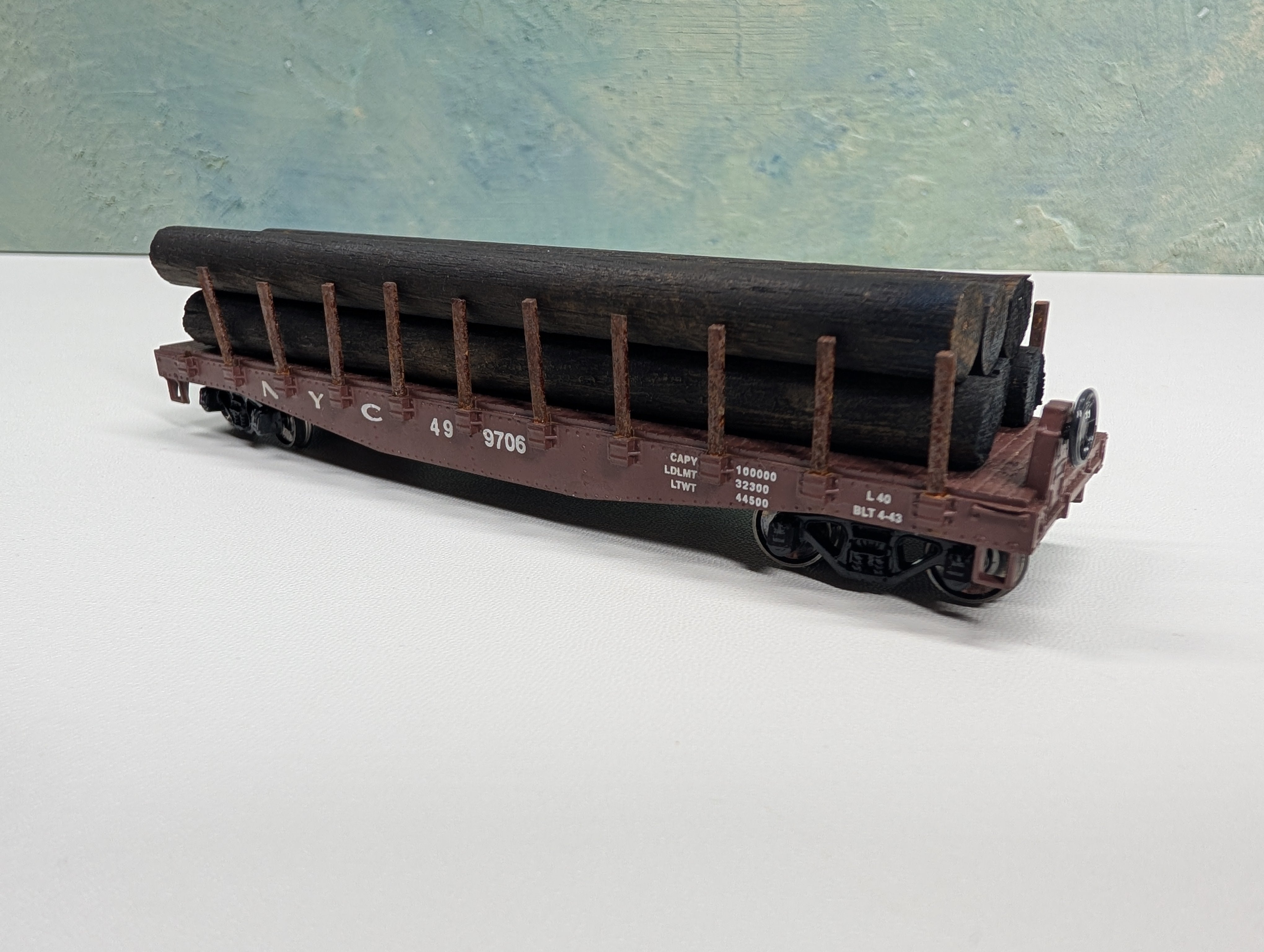 USED Athearn HO Scale Stake Flat Car w/ Lumber New York Central NYC #499706 Metal Wheels