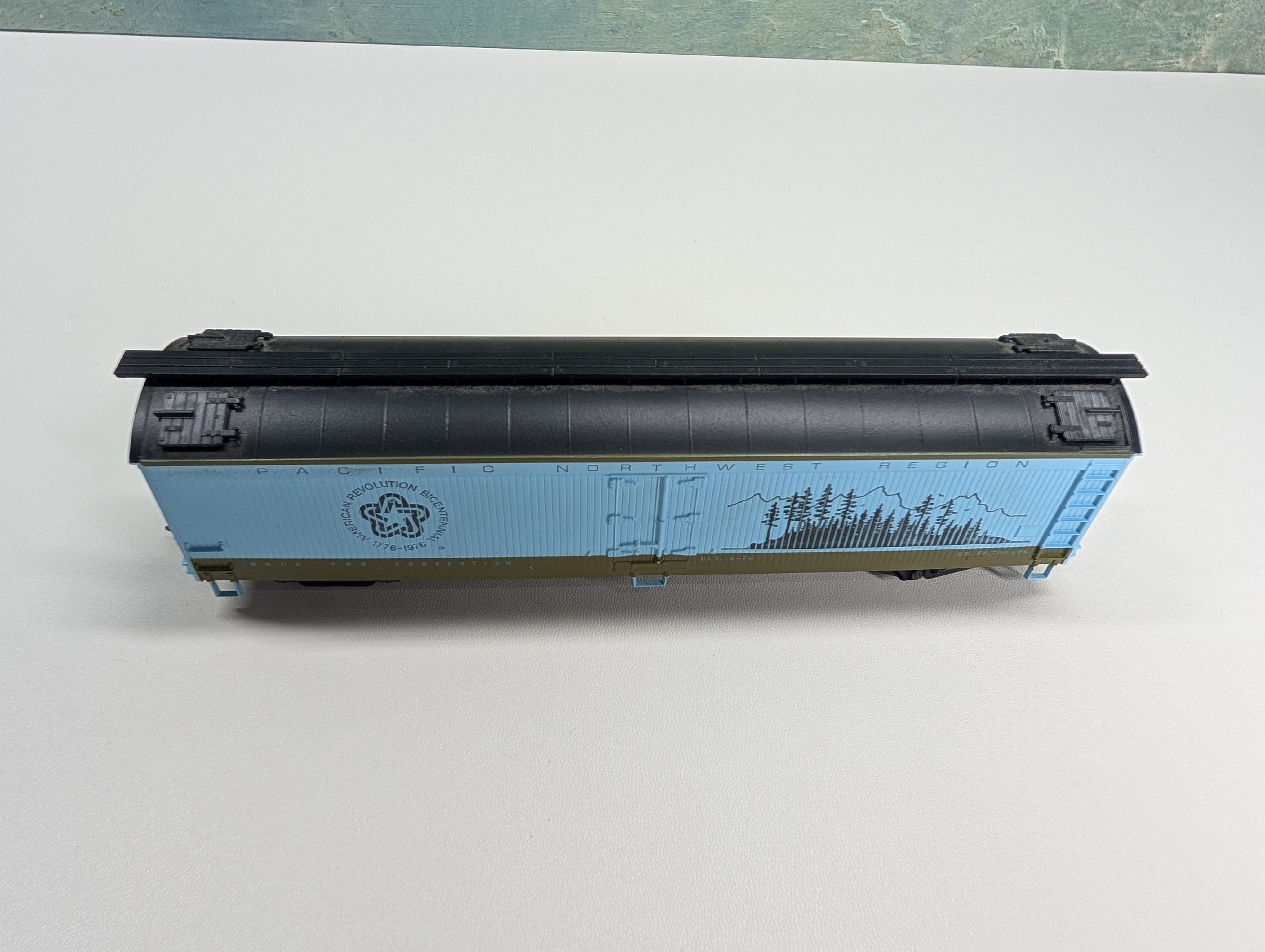 USED Athearn HO Scale 50' Wood Reefer Pacific Northwest Region