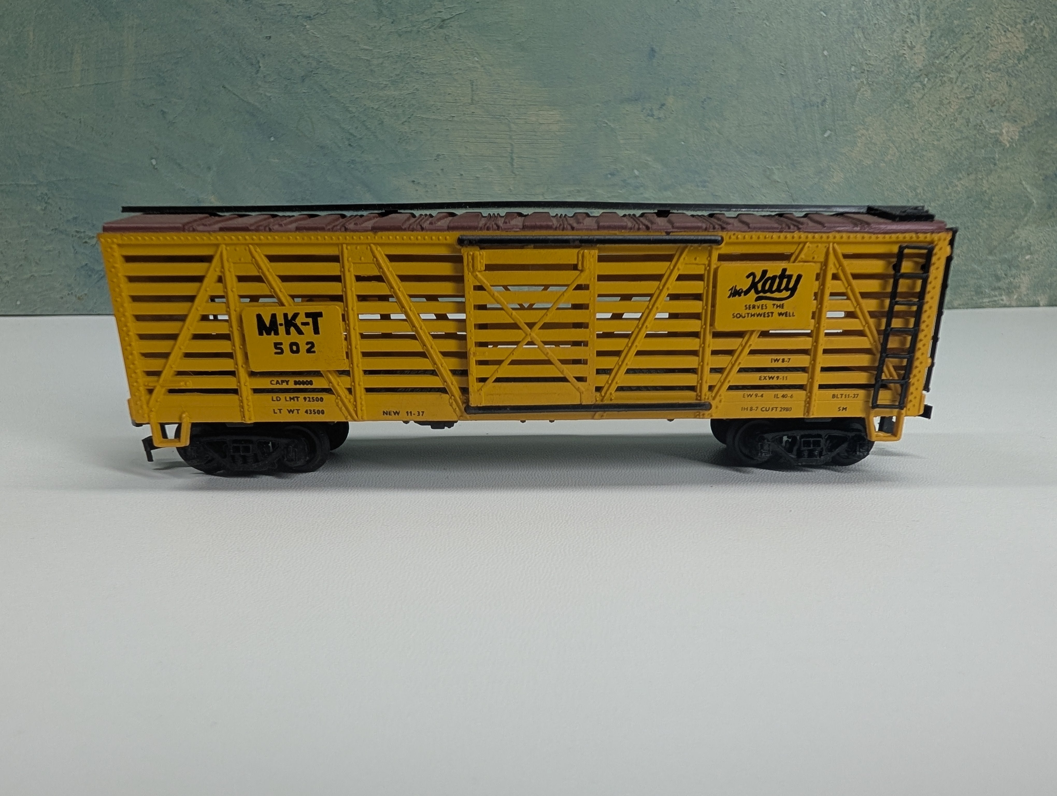 USED HO Scale Stock Car MKT #502