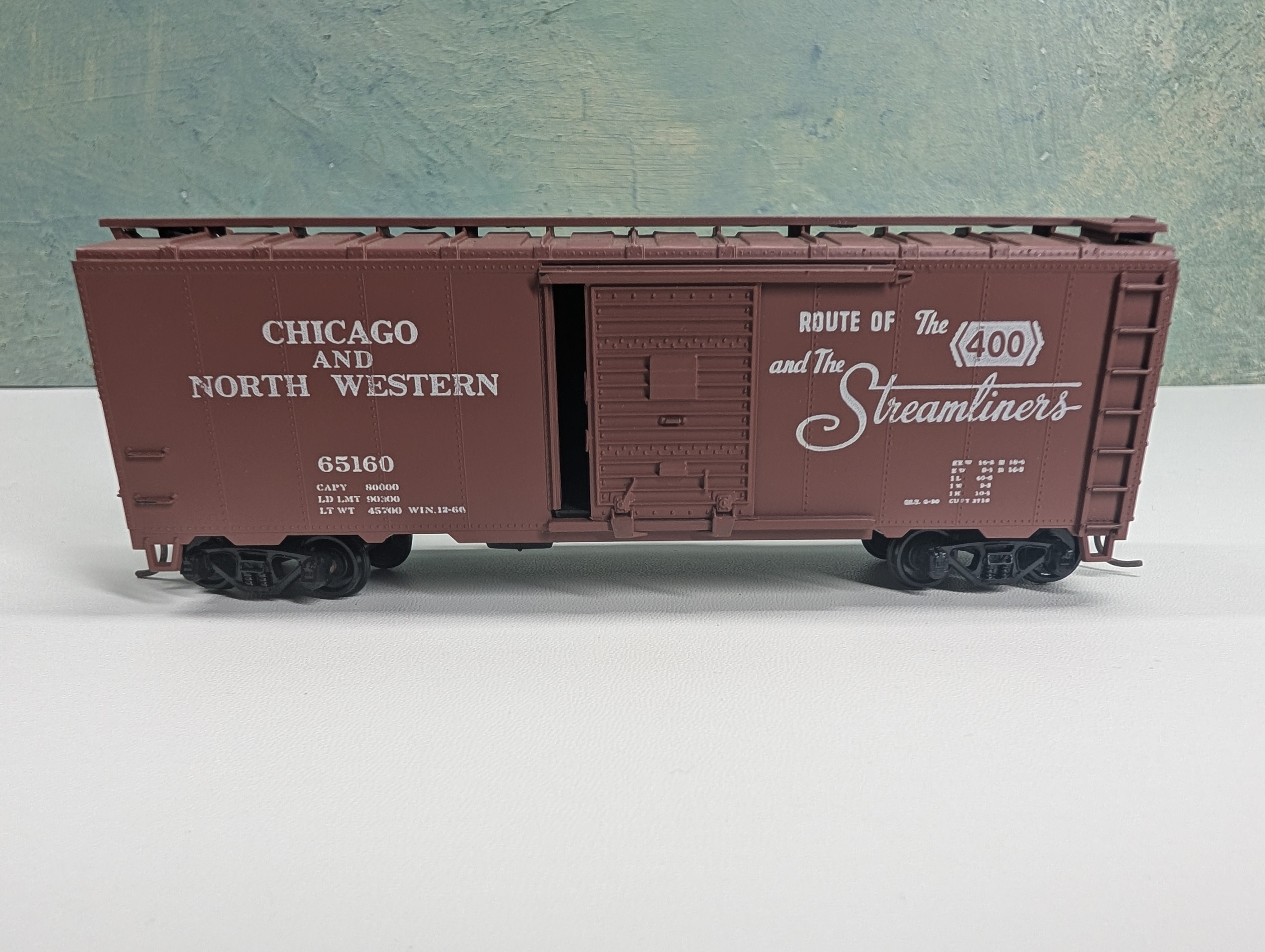 USED Athearn HO Scale 40' Box Car Chicago & North Western CNW #65160