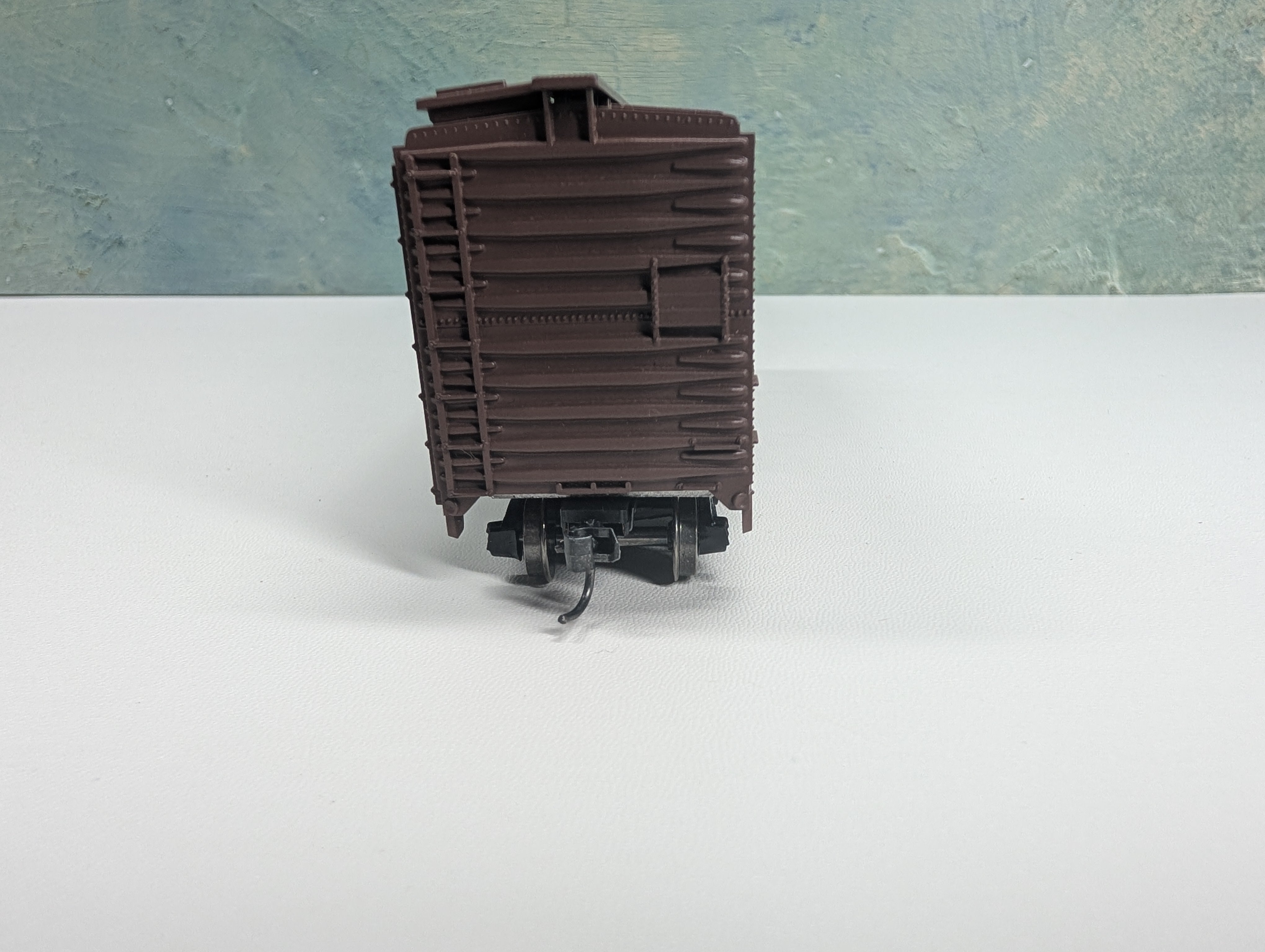 USED Athearn HO Scale 40' Box Car New Haven NH #30564 Metal Wheels