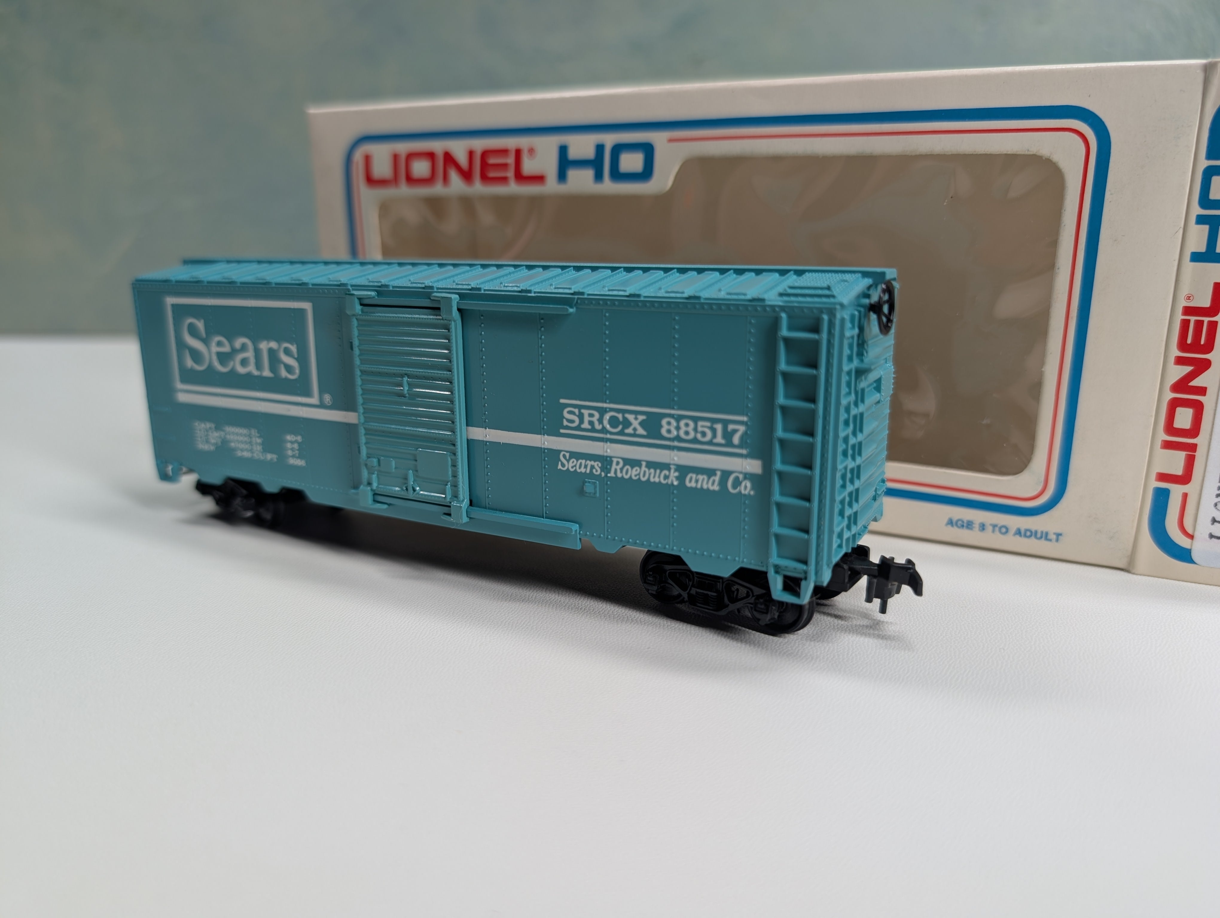 USED Lionel HO Scale 40' Box Car w/ Box Sears SRCX #88517