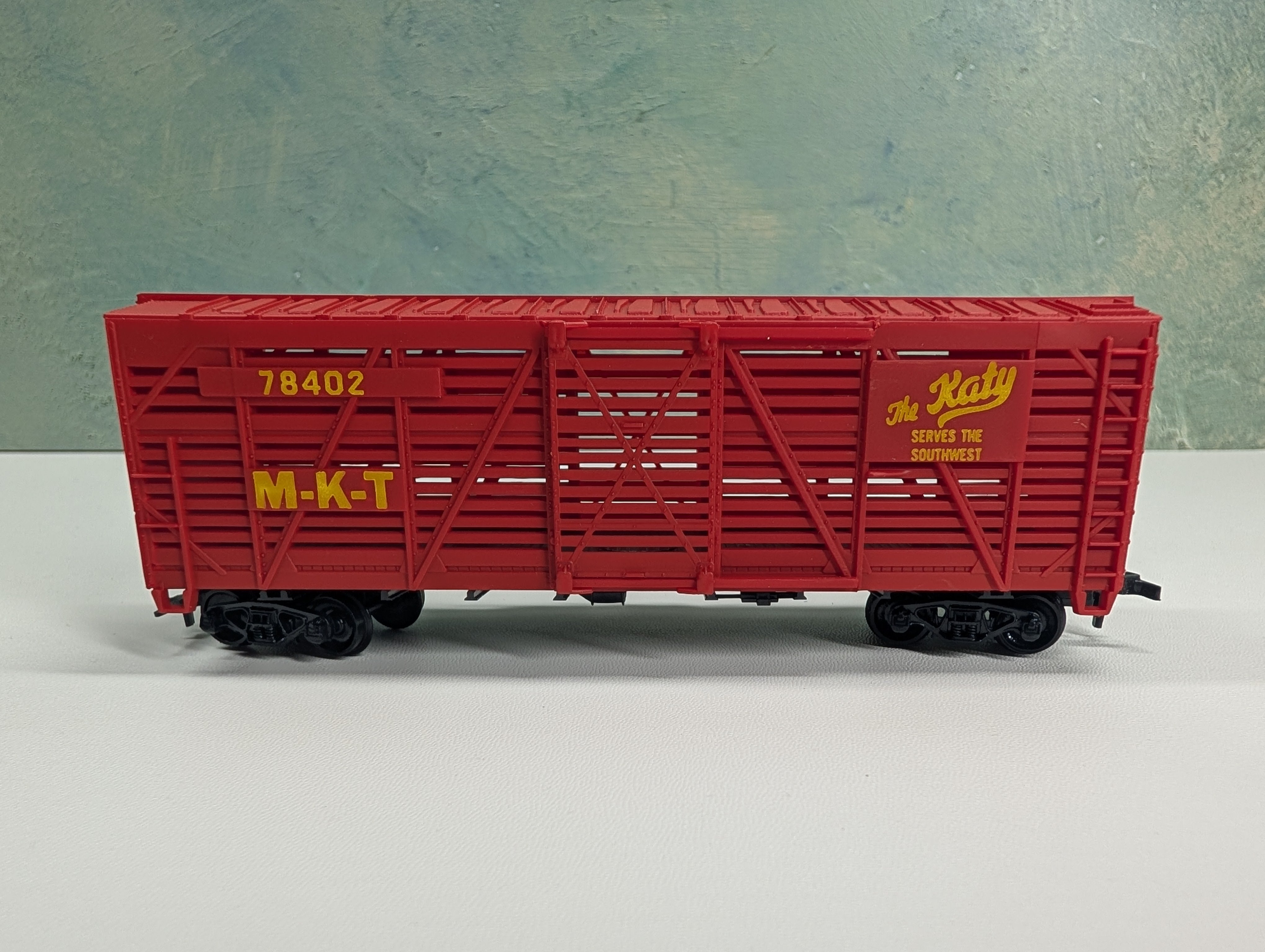 USED Lionel HO Scale Stock Car MKT #78402