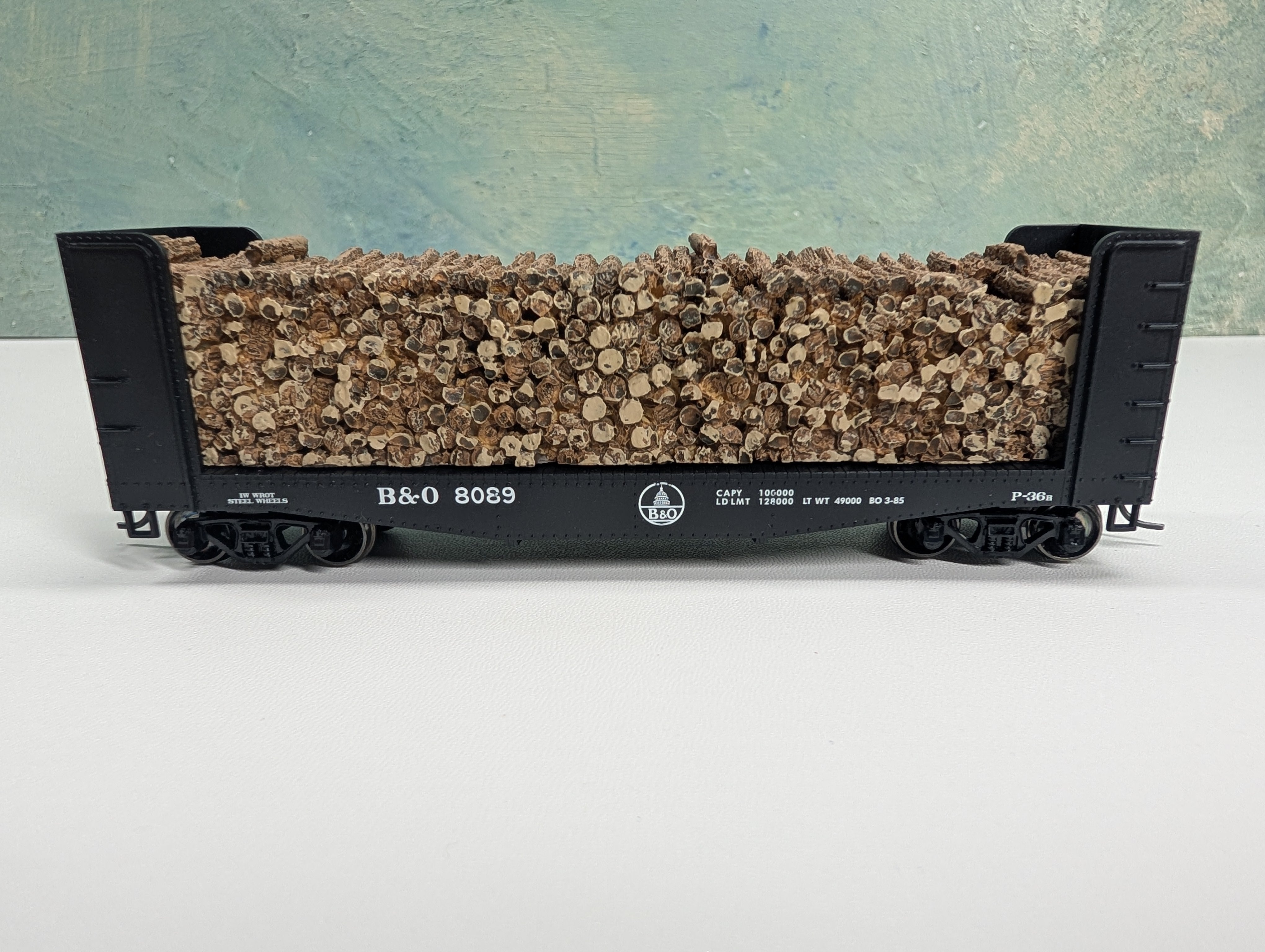 USED Athearn HO Scale 40' Bulkhead Flat Car w/ Load Baltimore and Ohio B&O #8089 Metal Wheels