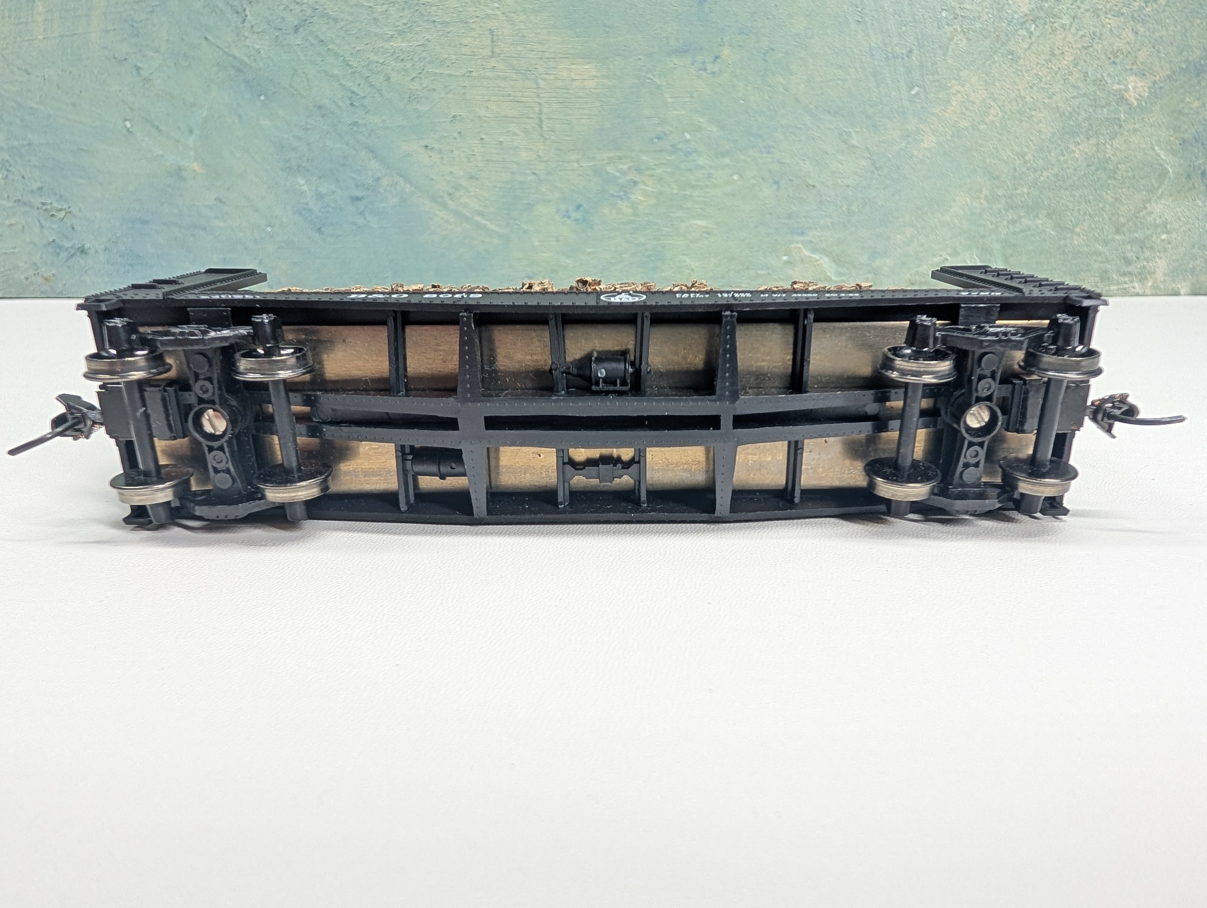 USED Athearn HO Scale 40' Bulkhead Flat Car w/ Load Baltimore and Ohio B&O #8089 Metal Wheels
