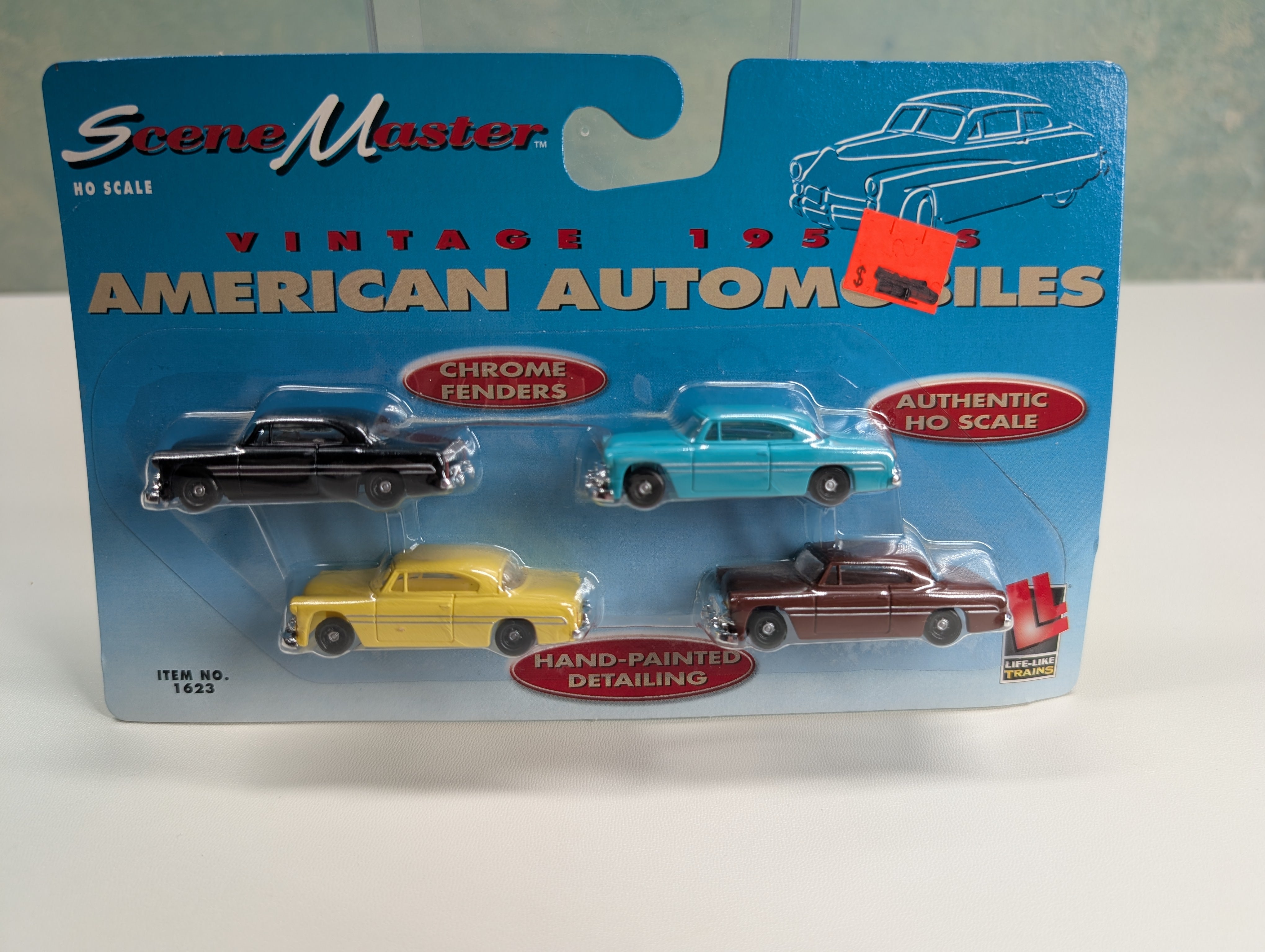 Life-Like 1623 HO Scale 1950s American Automobiles (4 pcs)