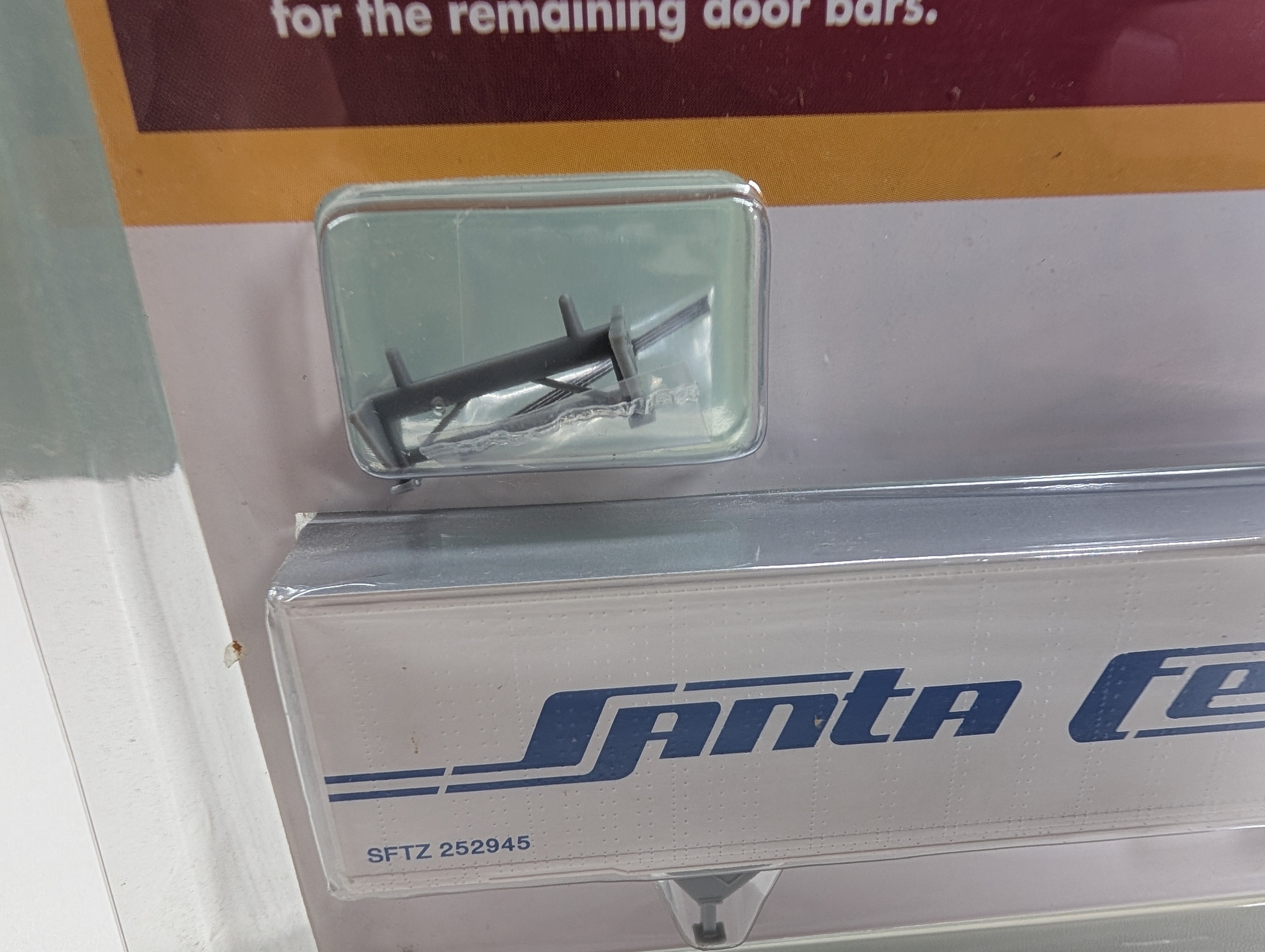 Atlas #1214-2 HO Scale 45' Pines Trailer Santa Fe SFTZ #252945