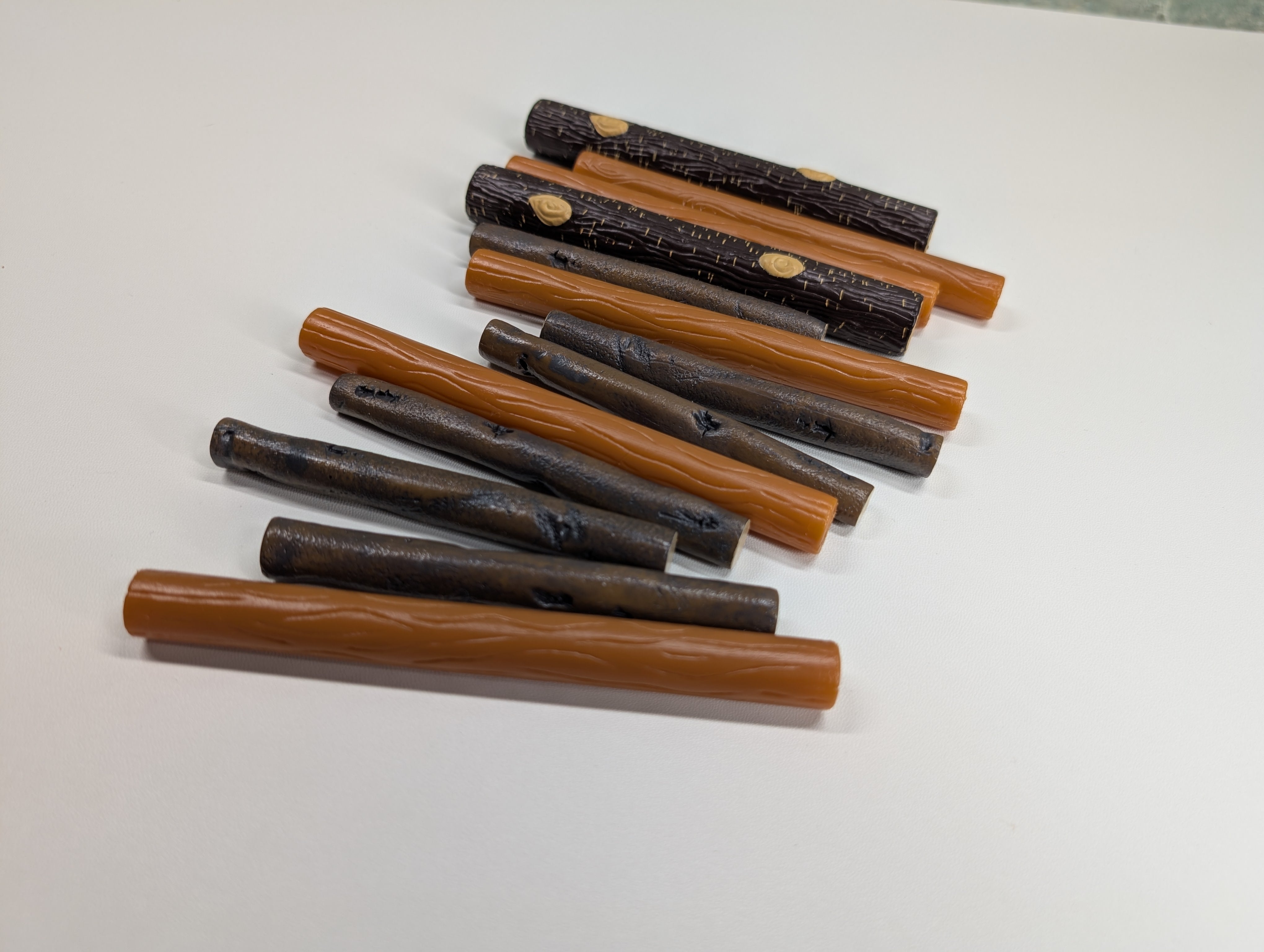 USED HO Scale Lot of Various Types of Lumber Loads (13 pcs)