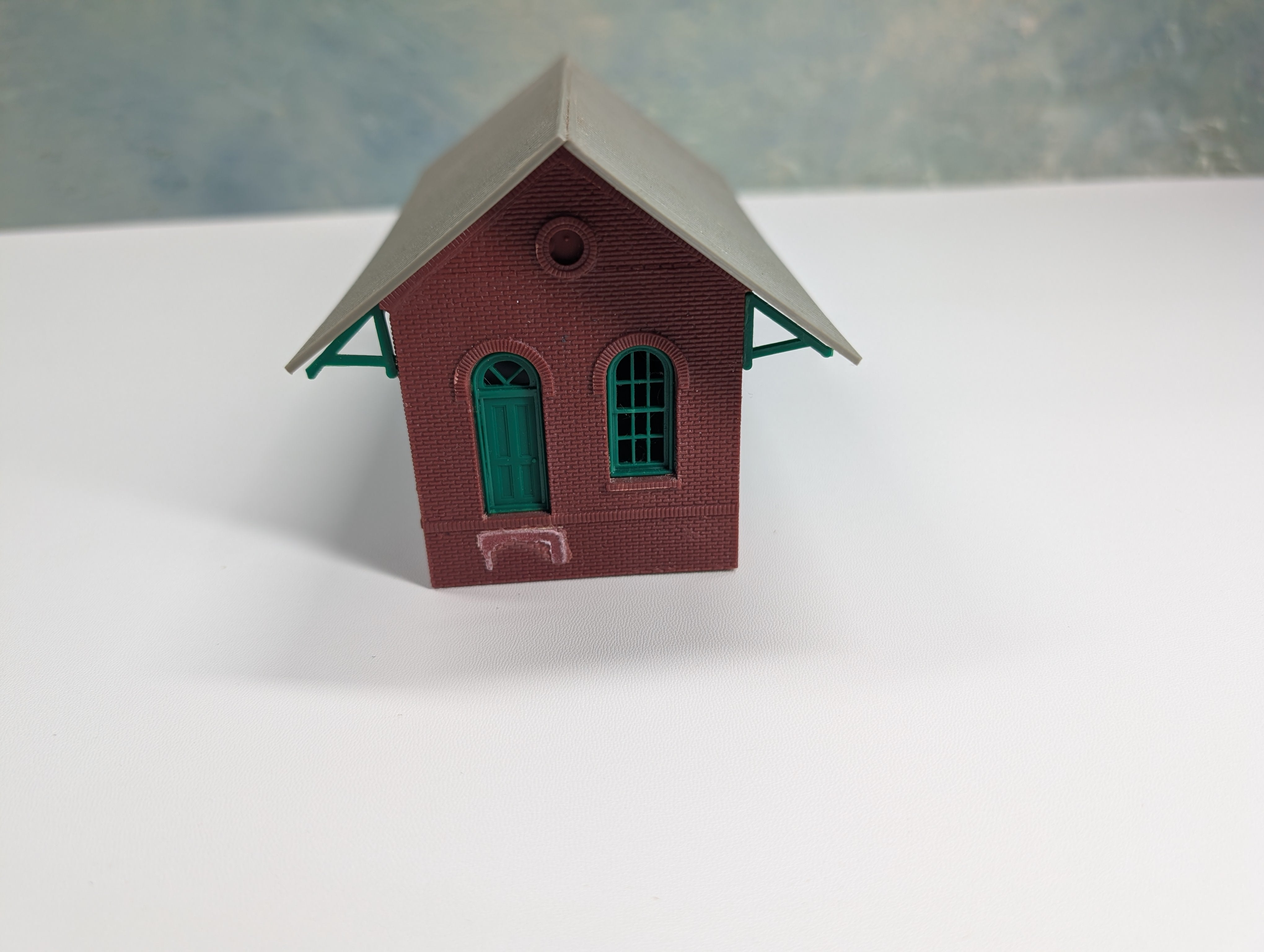 USED HO Scale Brick Warehouse w/ Ramps