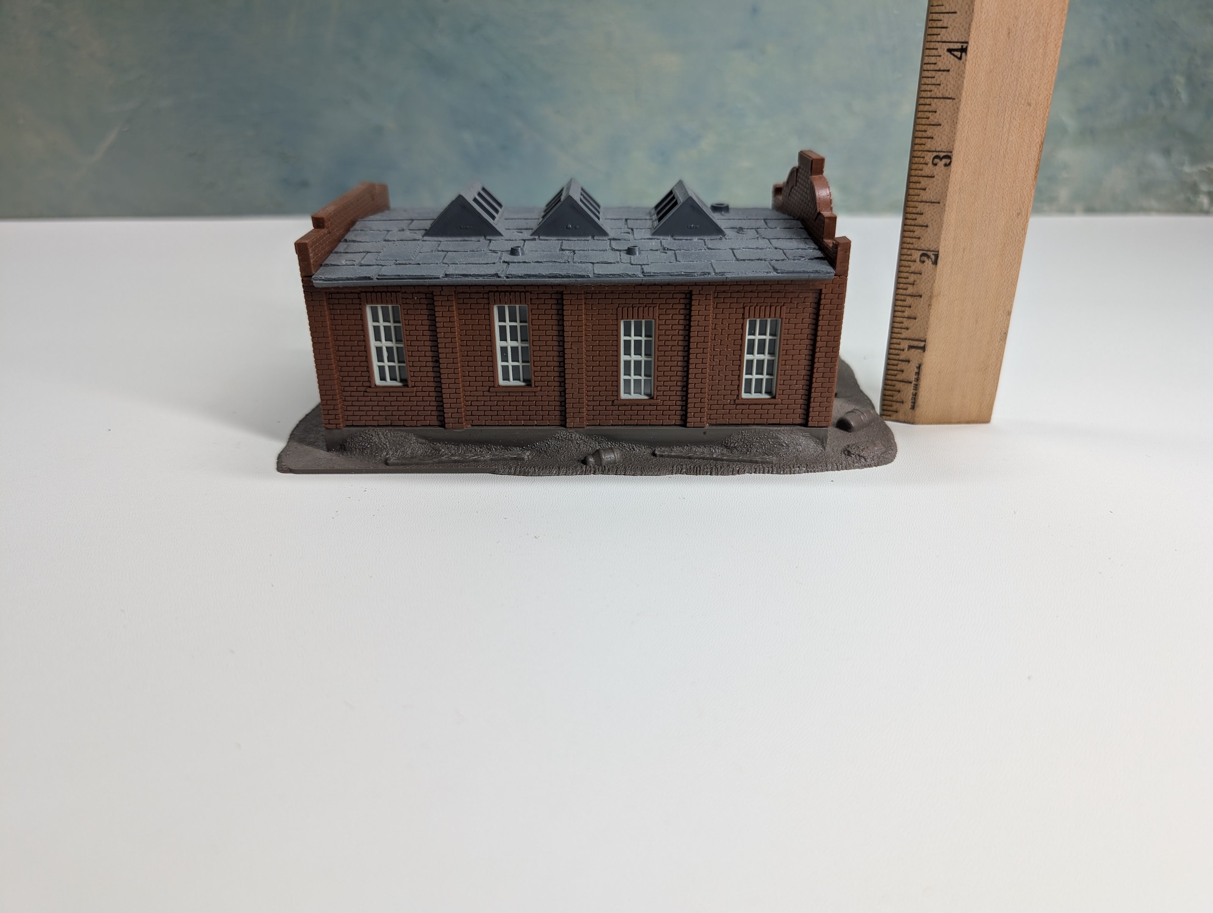 USED HO Scale Brick Warehouse