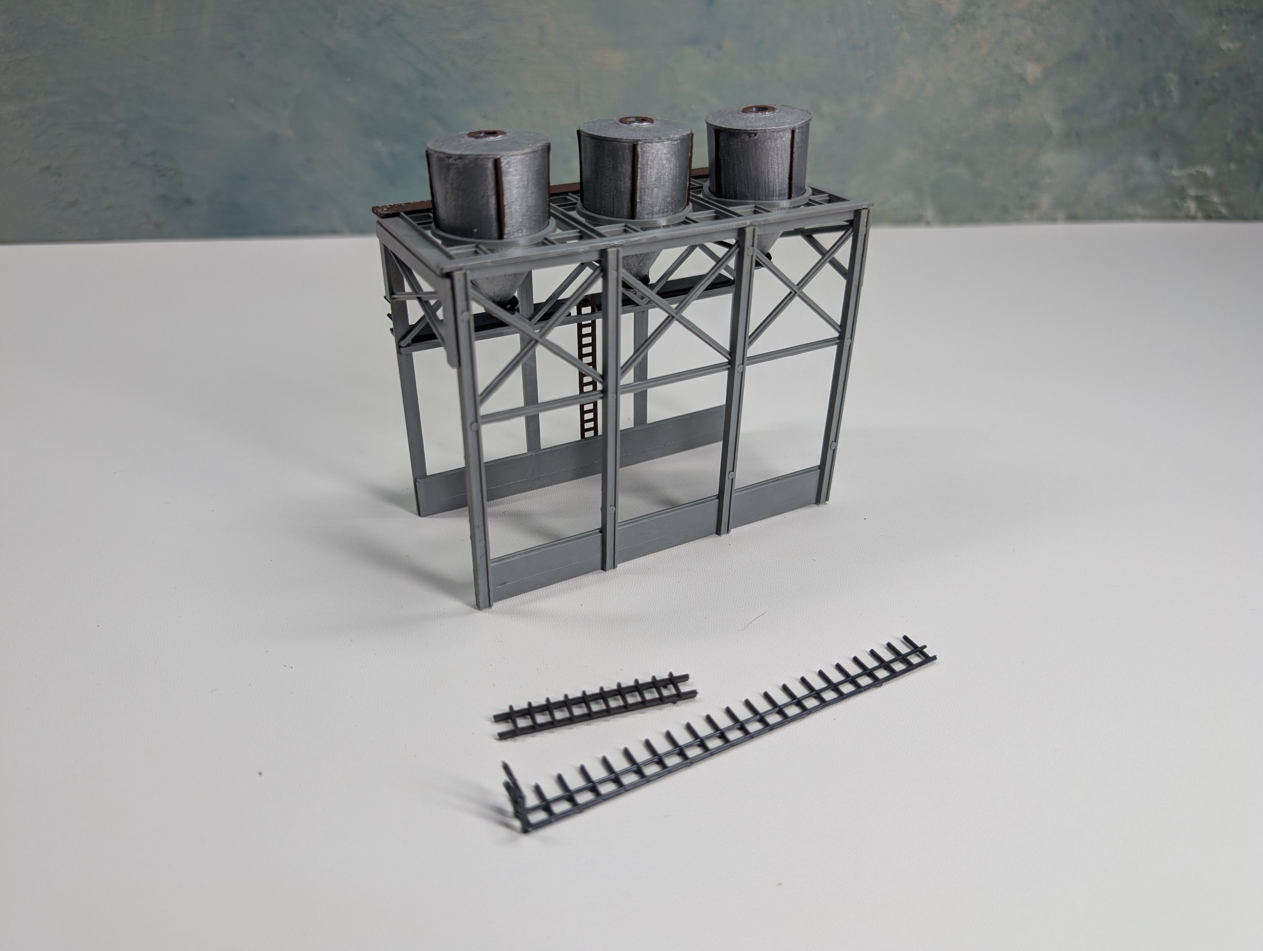 USED HO Scale Fueling Depot