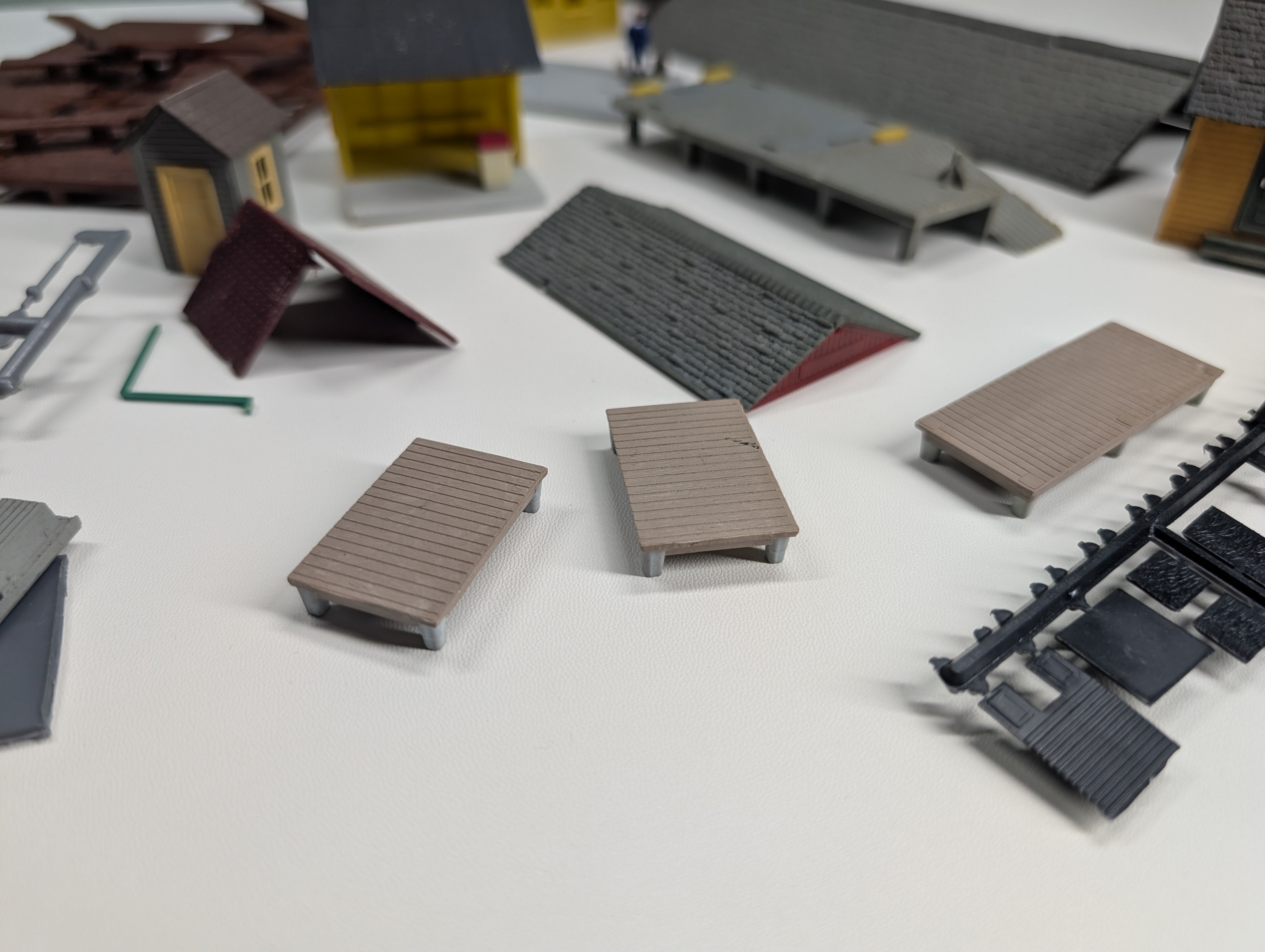 USED HO Scale Lot of Small Buildings and Building Parts, Great for Scratch Building