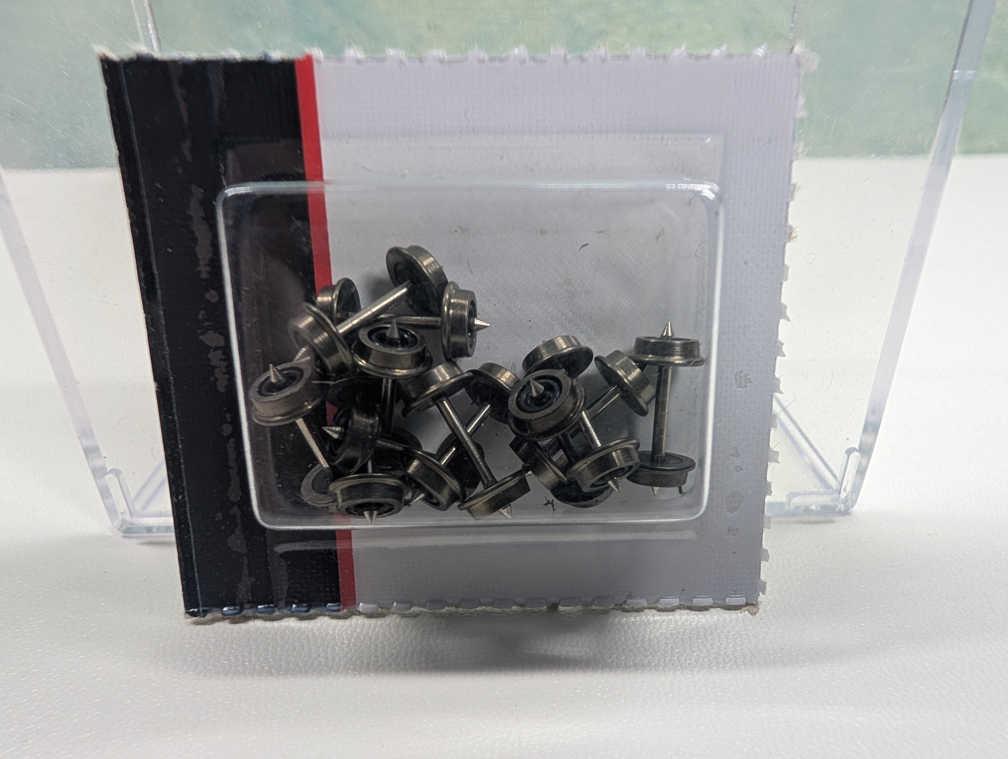 Atlas 22020 N Scale 33" Brass Blackened Metal Wheels (12 pcs)