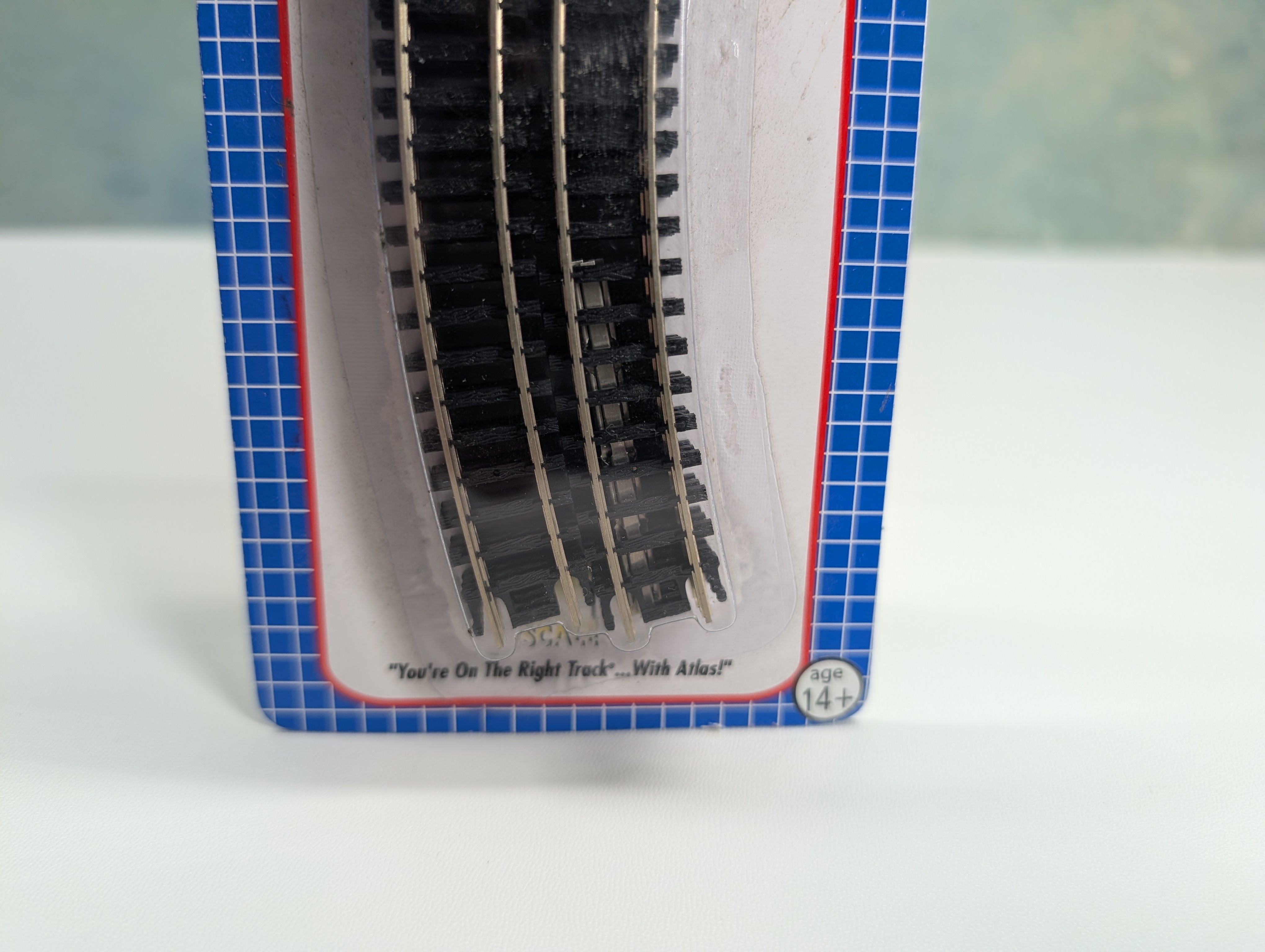 Atlas 2510 N Scale 9 3/4" Radius Nickel Silver Code 80 Snap Track (6 pcs)