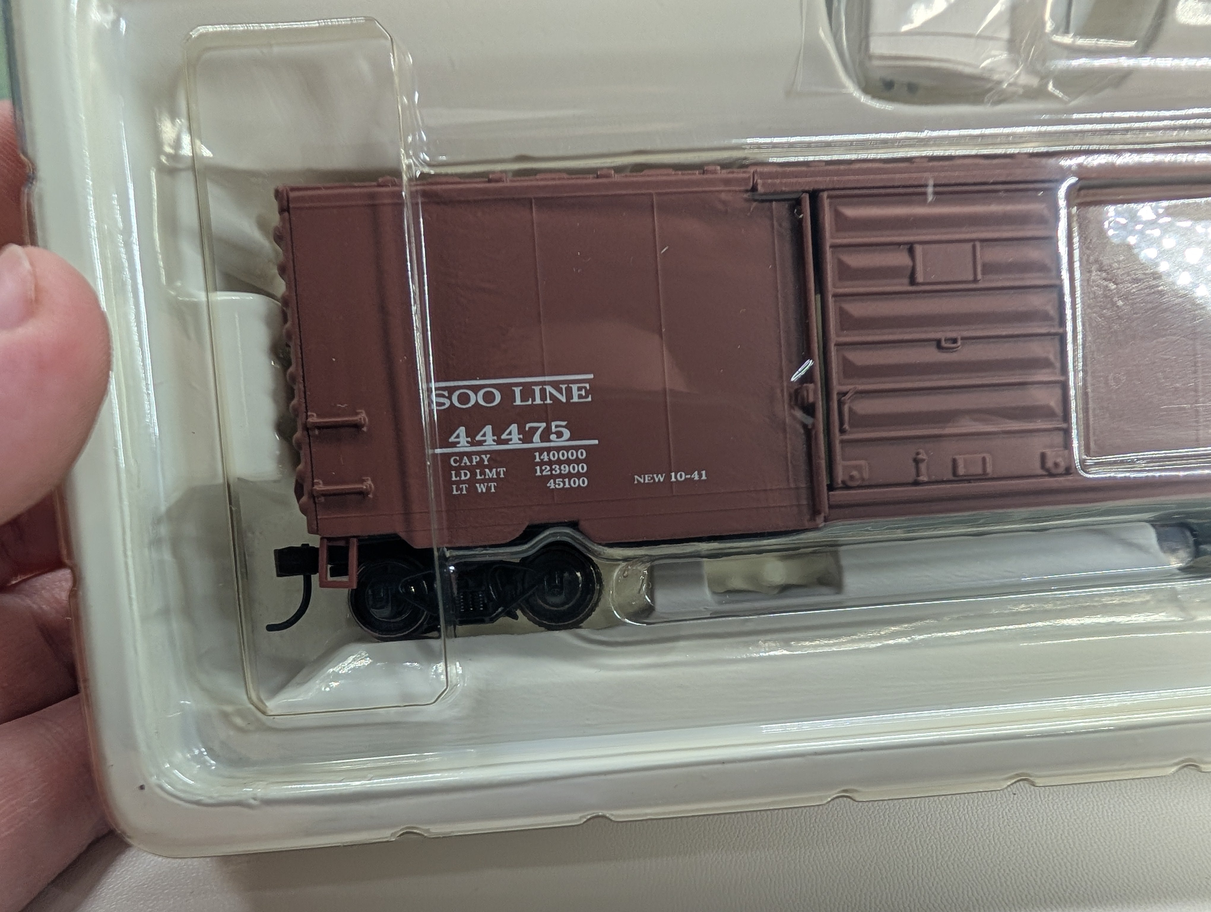Model Power 2173 HO Scale 40' Metal Box Car SOO Line #44475 MetalTrain