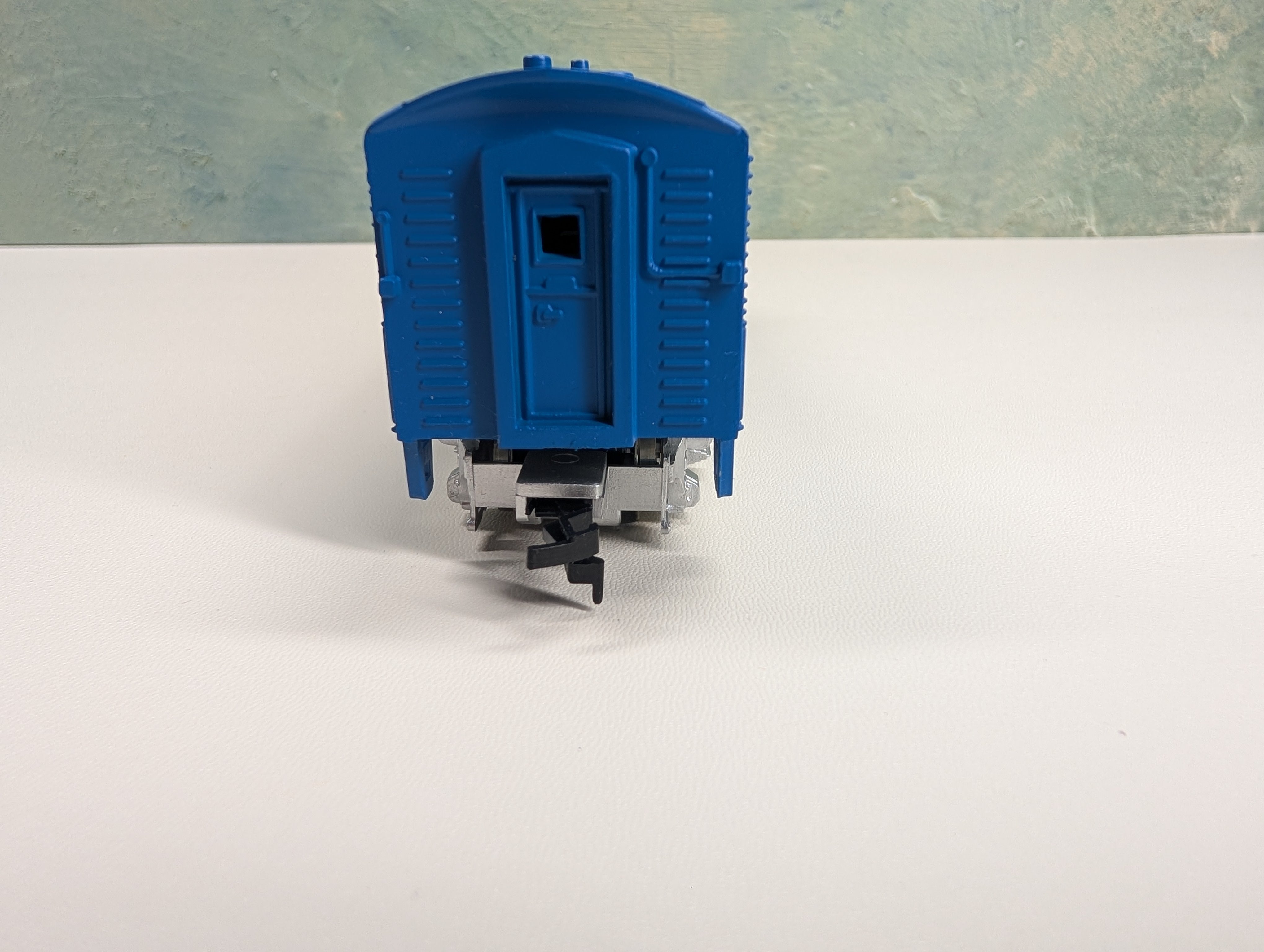 USED Model Power HO Scale F2 Diesel Locomotive Conrail #610 Runs Great DC