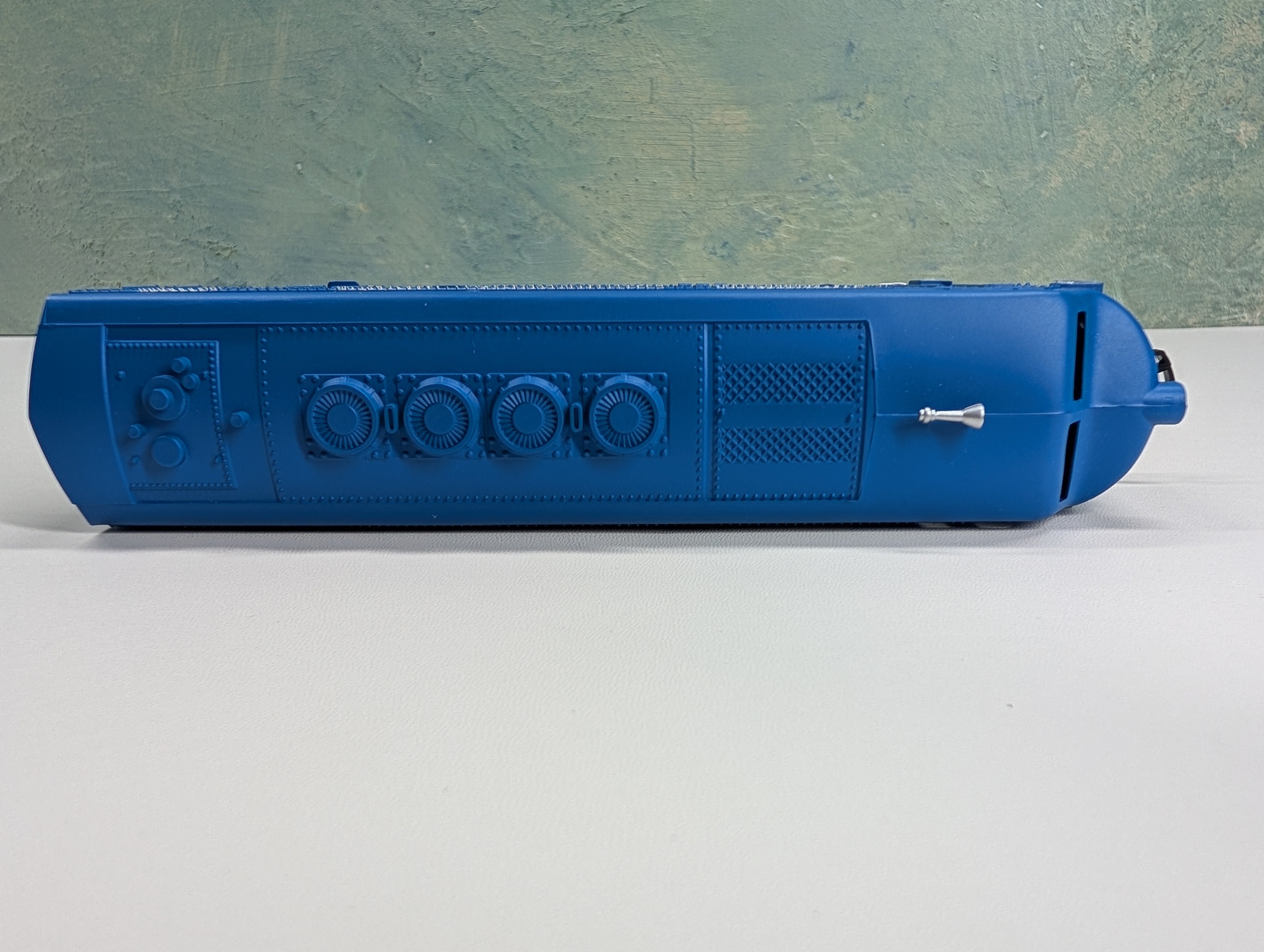 USED Model Power HO Scale F2 Diesel Locomotive Conrail #610 Runs Great DC