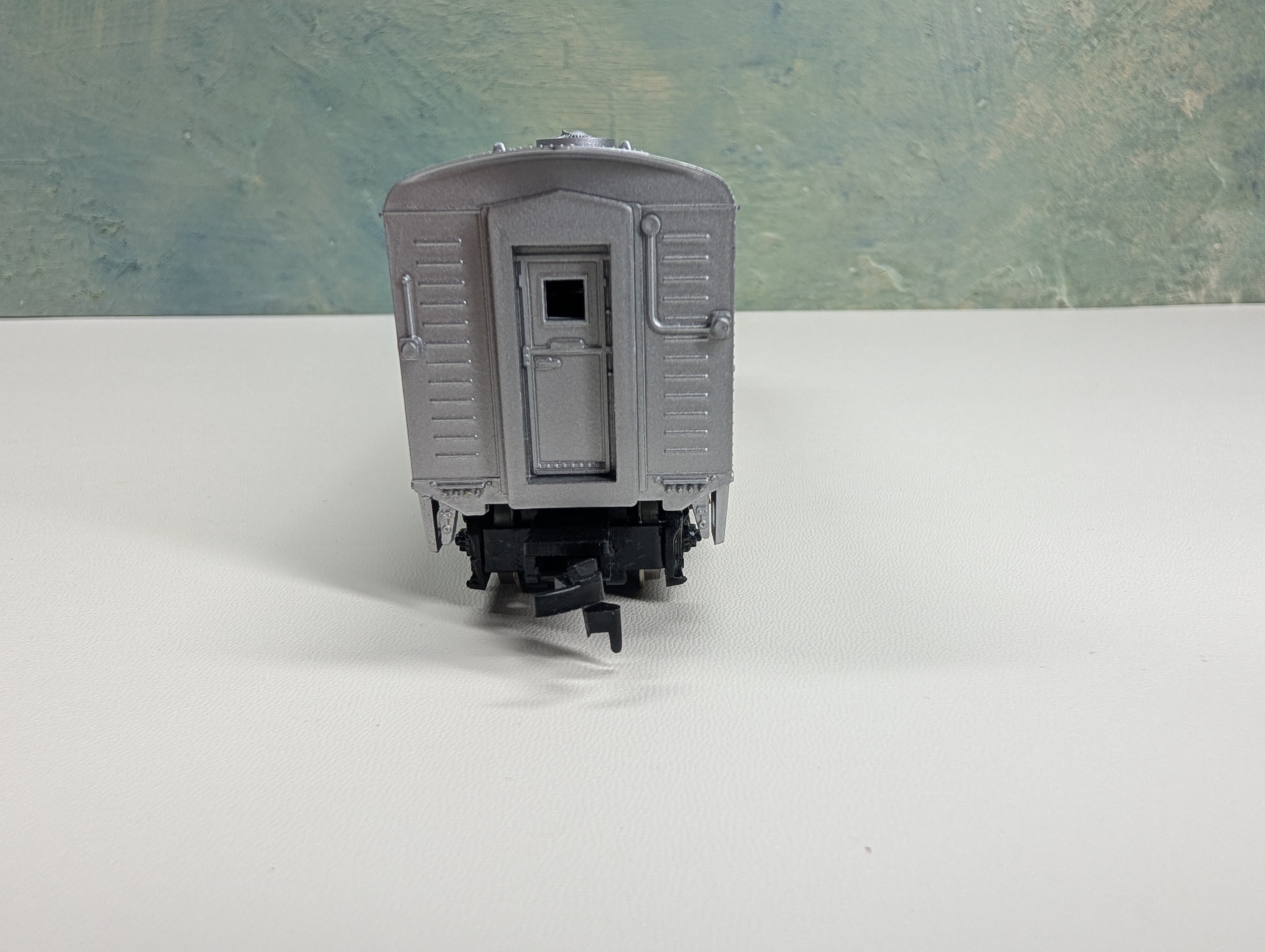 USED Model Power HO Scale F3 Diesel Locomotive Santa Fe #610 Runs Great DC