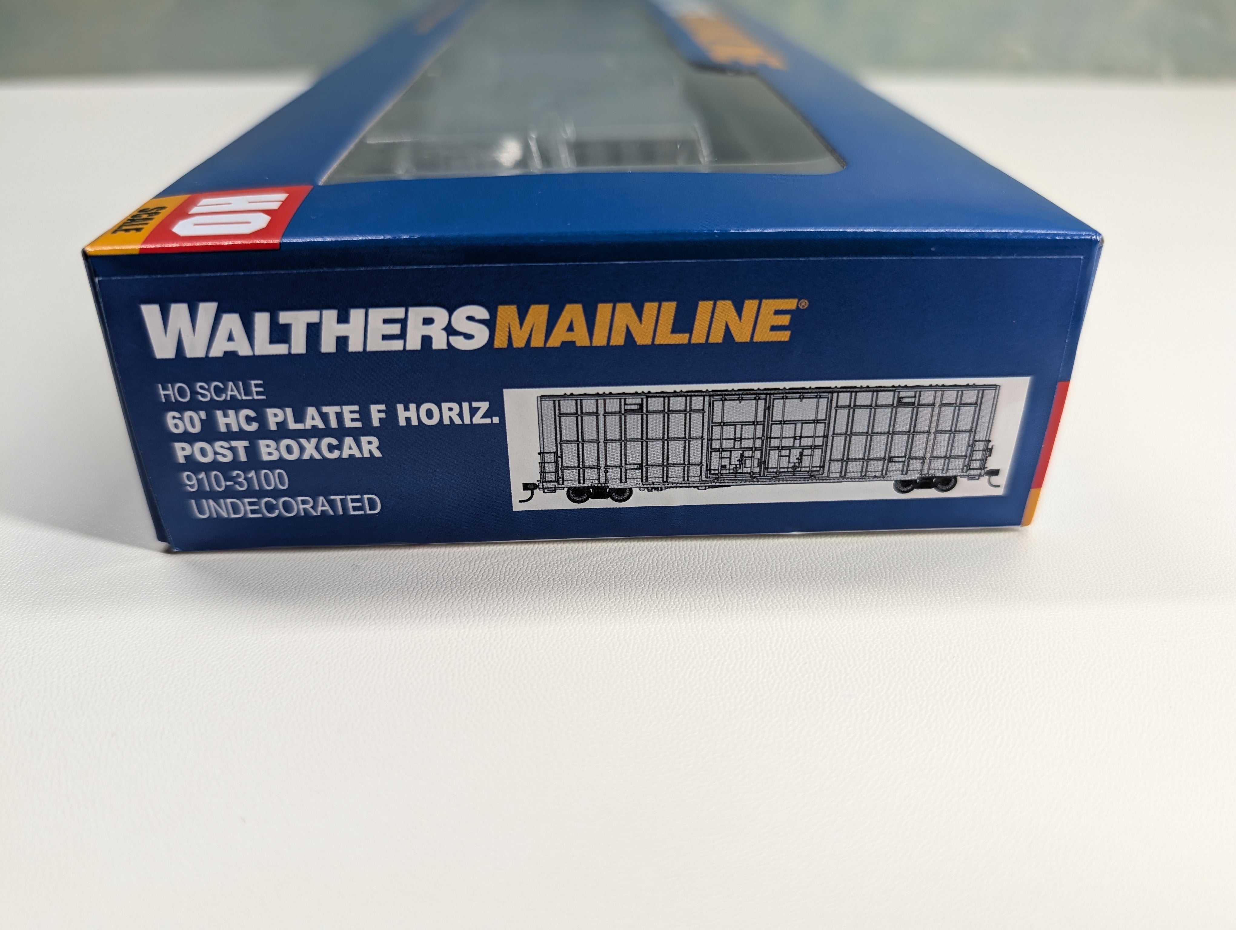Walthers Mainline 910-3100 HO Scale 60' High Cube Plate F Horizontal Post Box Car Undecorated Gray