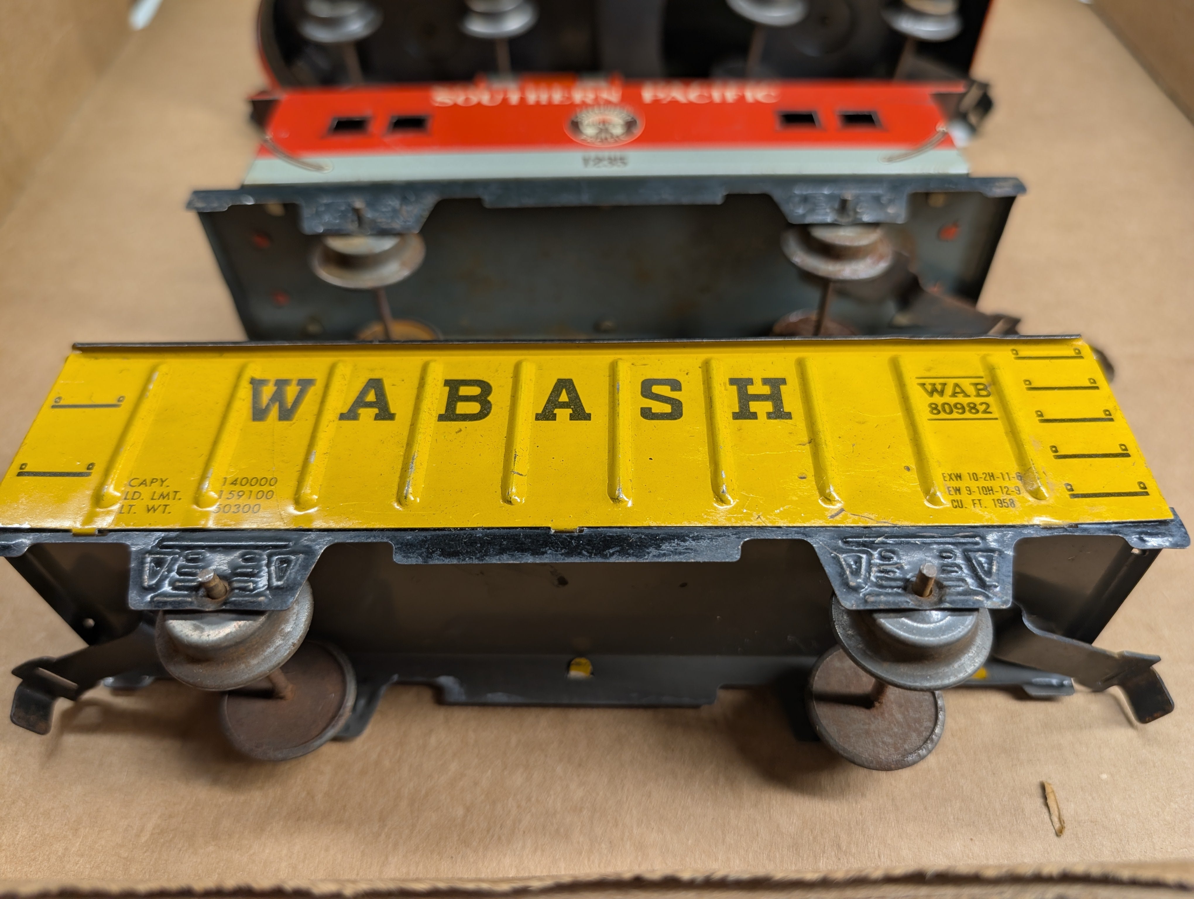 USED Marx O Powered & Unpowered Diesel Locomotives, Caboose & Gondola Southern Pacific 6000, 1235, Wabash 80982 Vintage