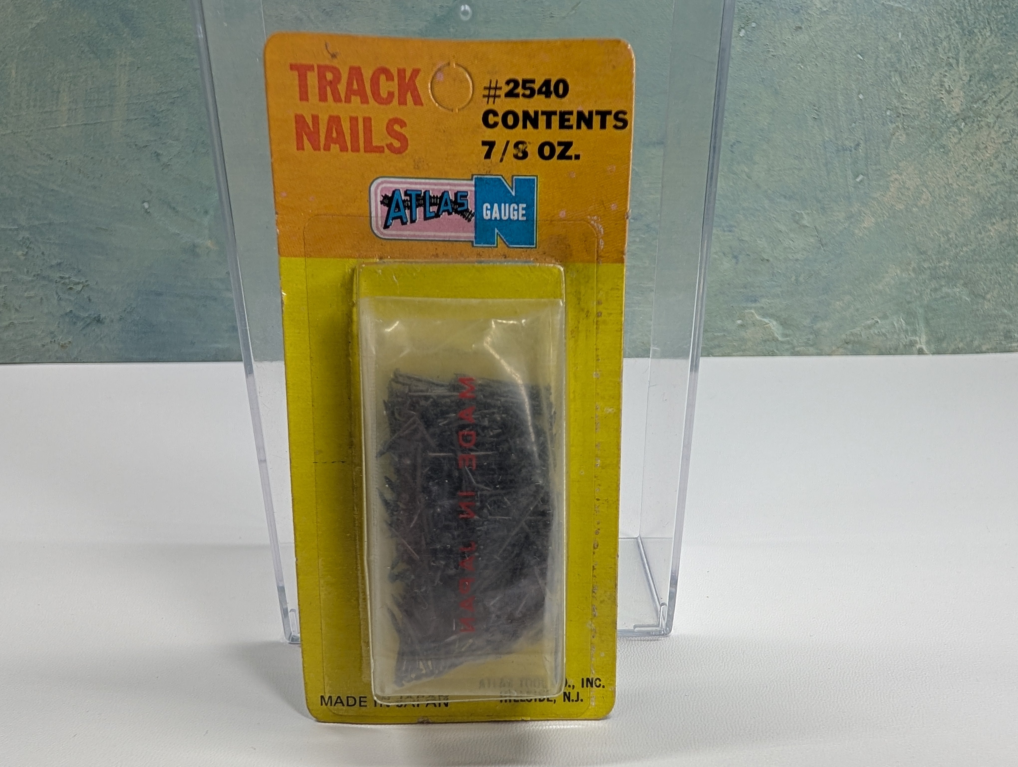 Atlas 2540 N Scale Track Nails