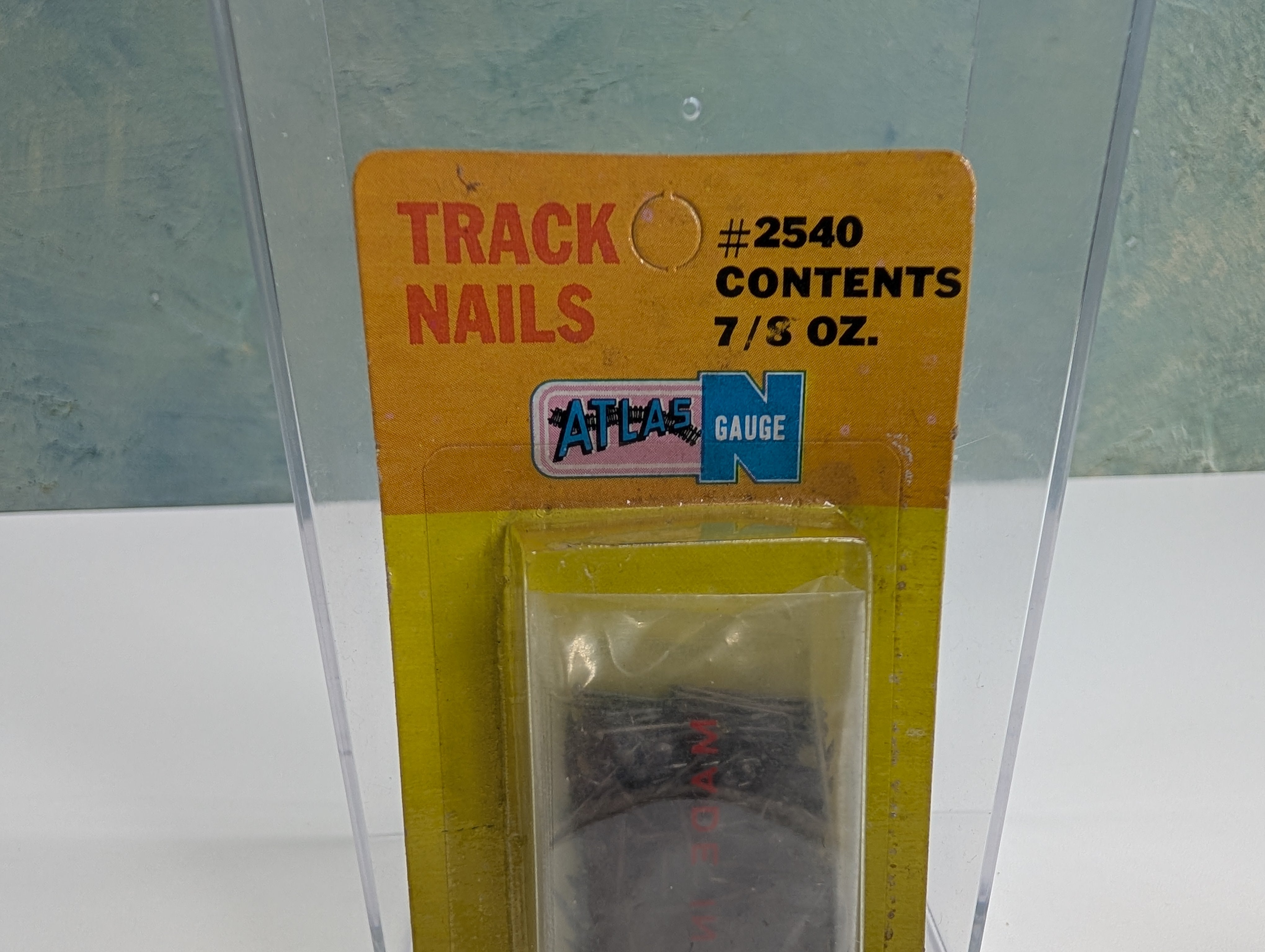 Atlas 2540 N Scale Track Nails