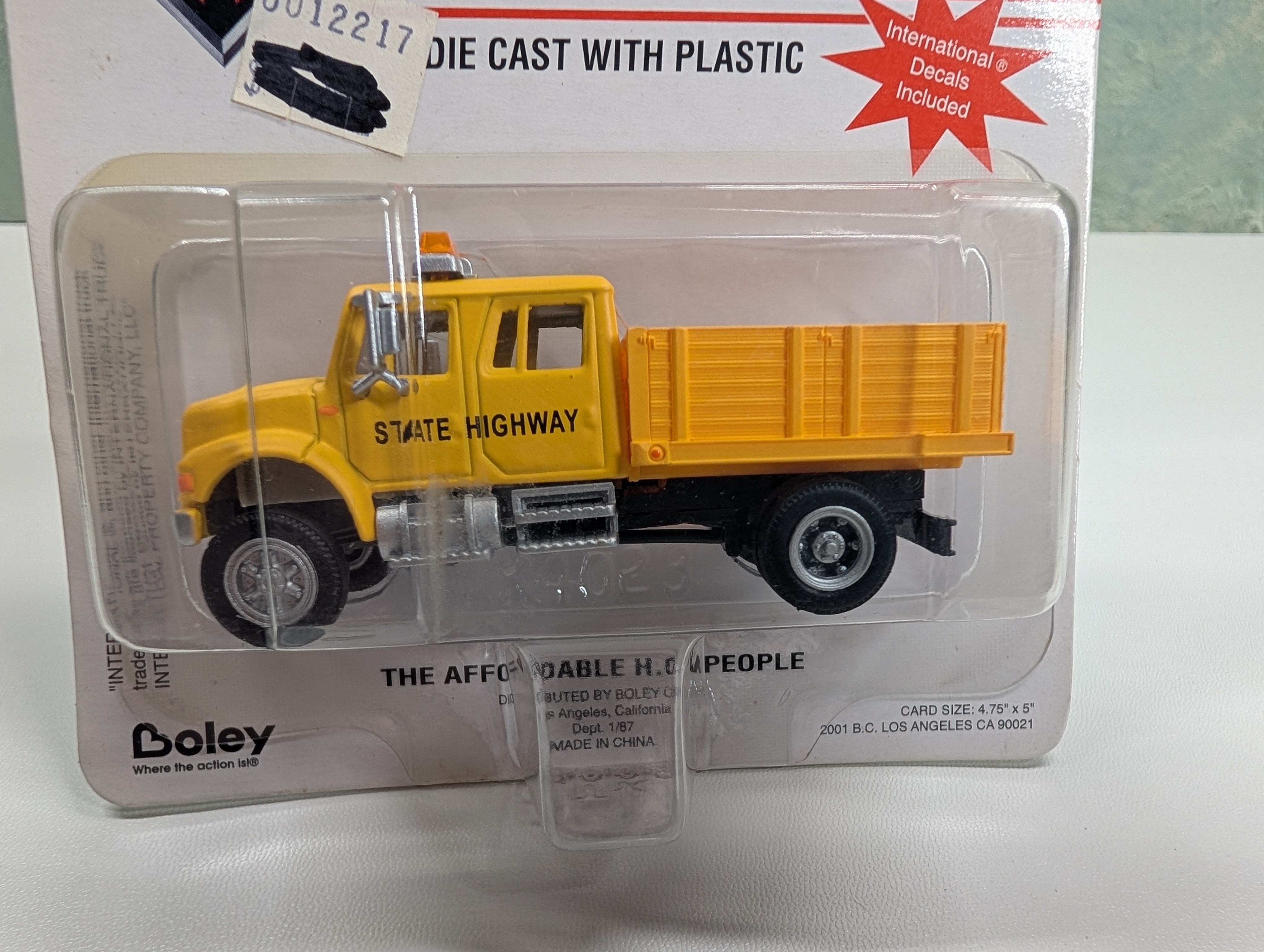 Boley HO Scale International Yellow State Highway Stake Truck
