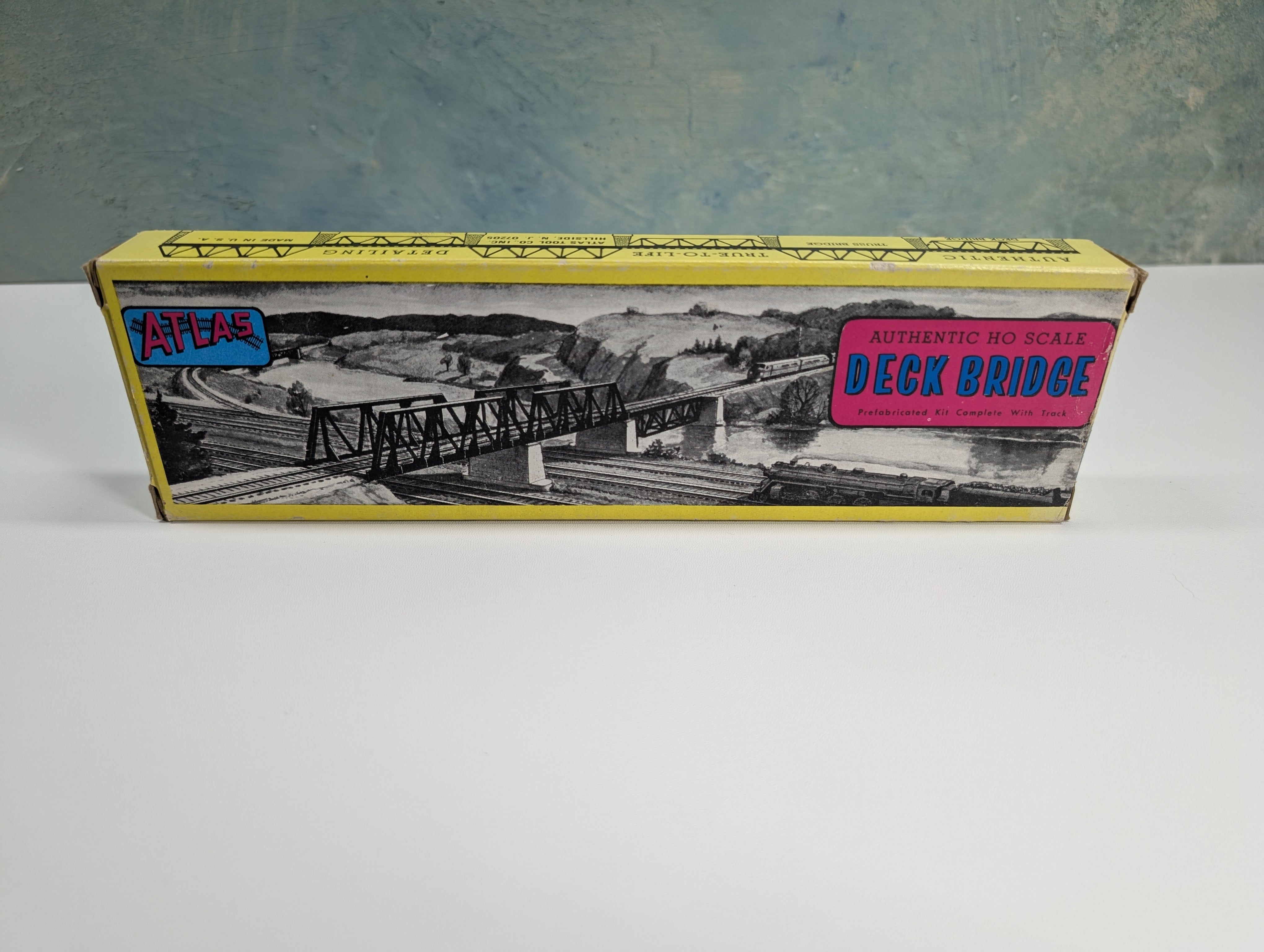 Atlas 84 HO Scale Deck Bridge Kit with Brass Track