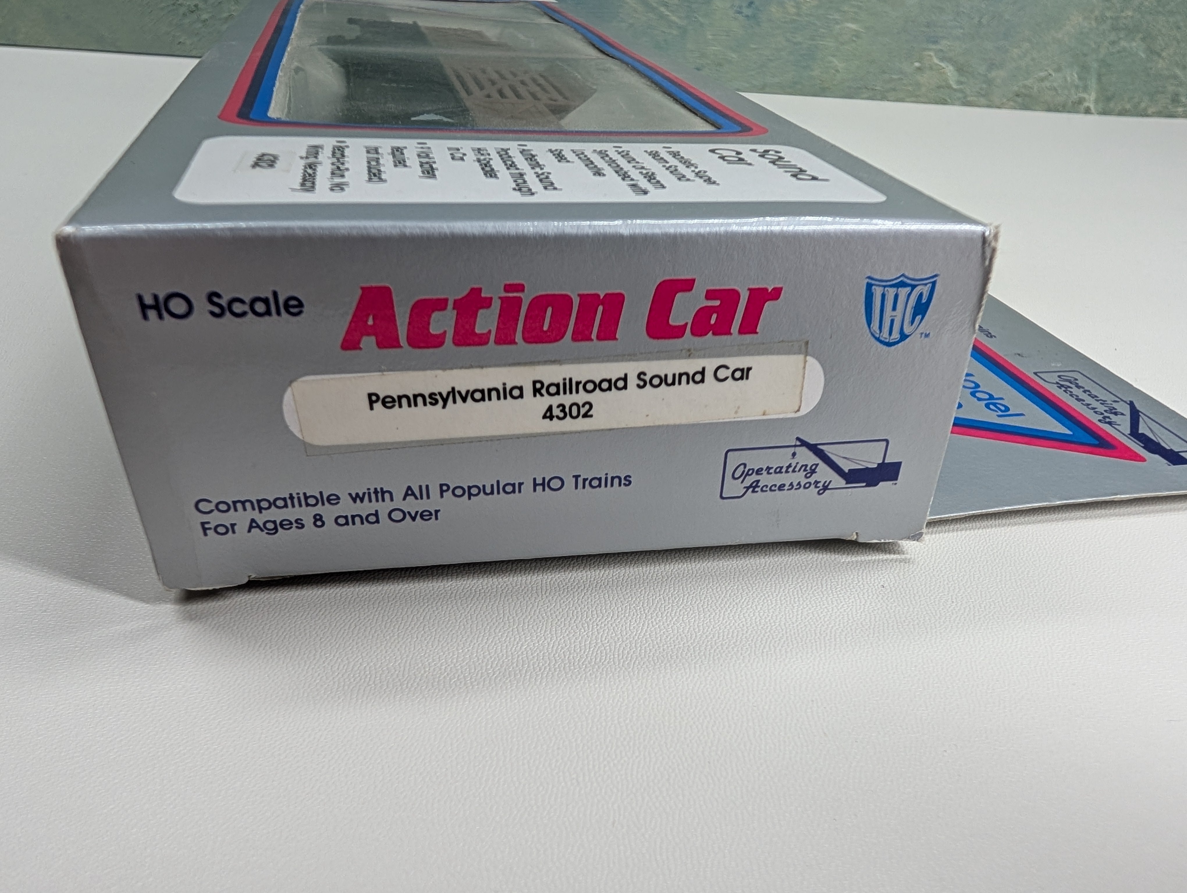IHC 4302 HO Scale Sound Car Pennsylvania #357621