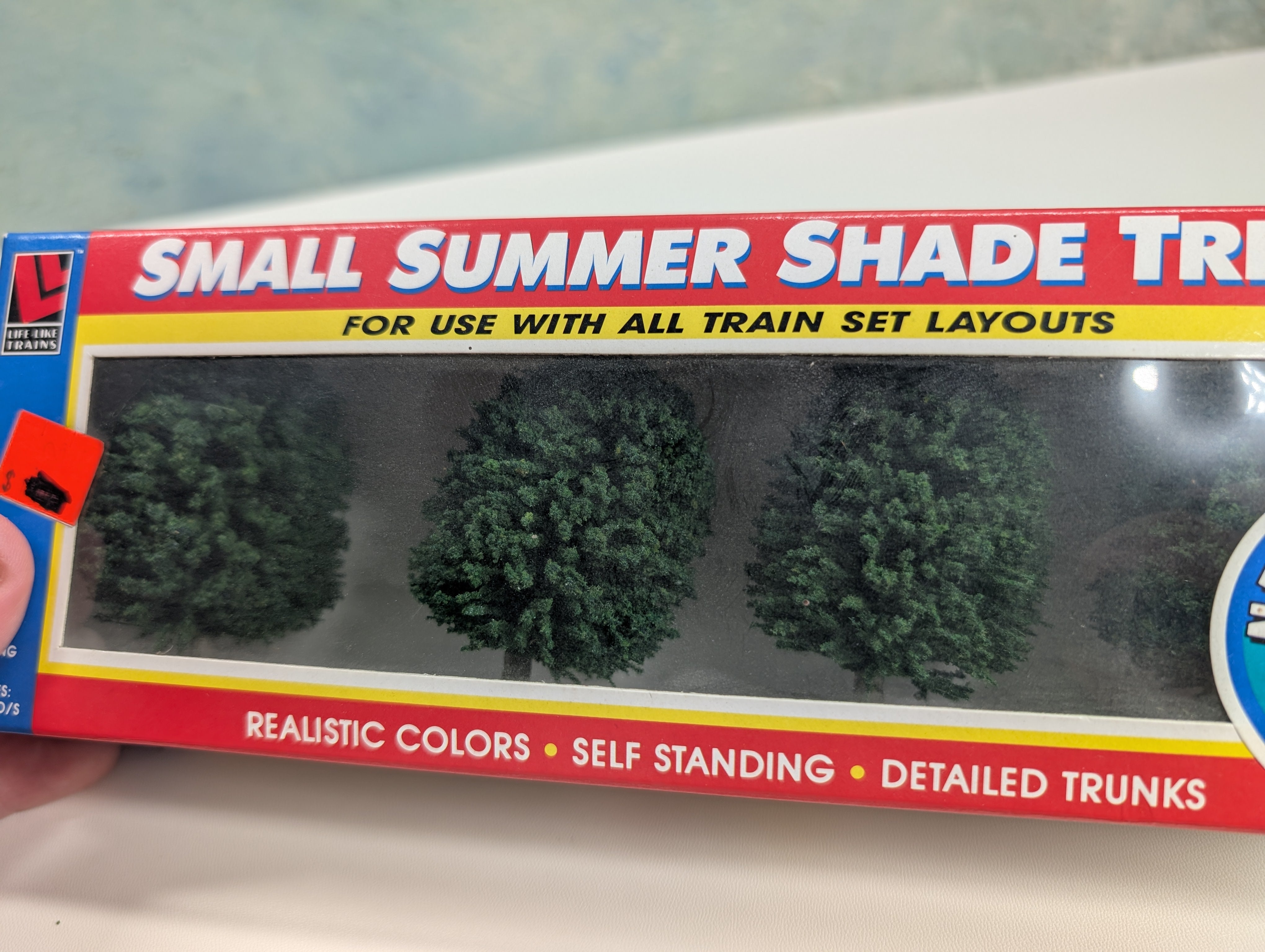 Life-Like 1910 Multi Scale Small Summer Shade Trees (4 pcs)