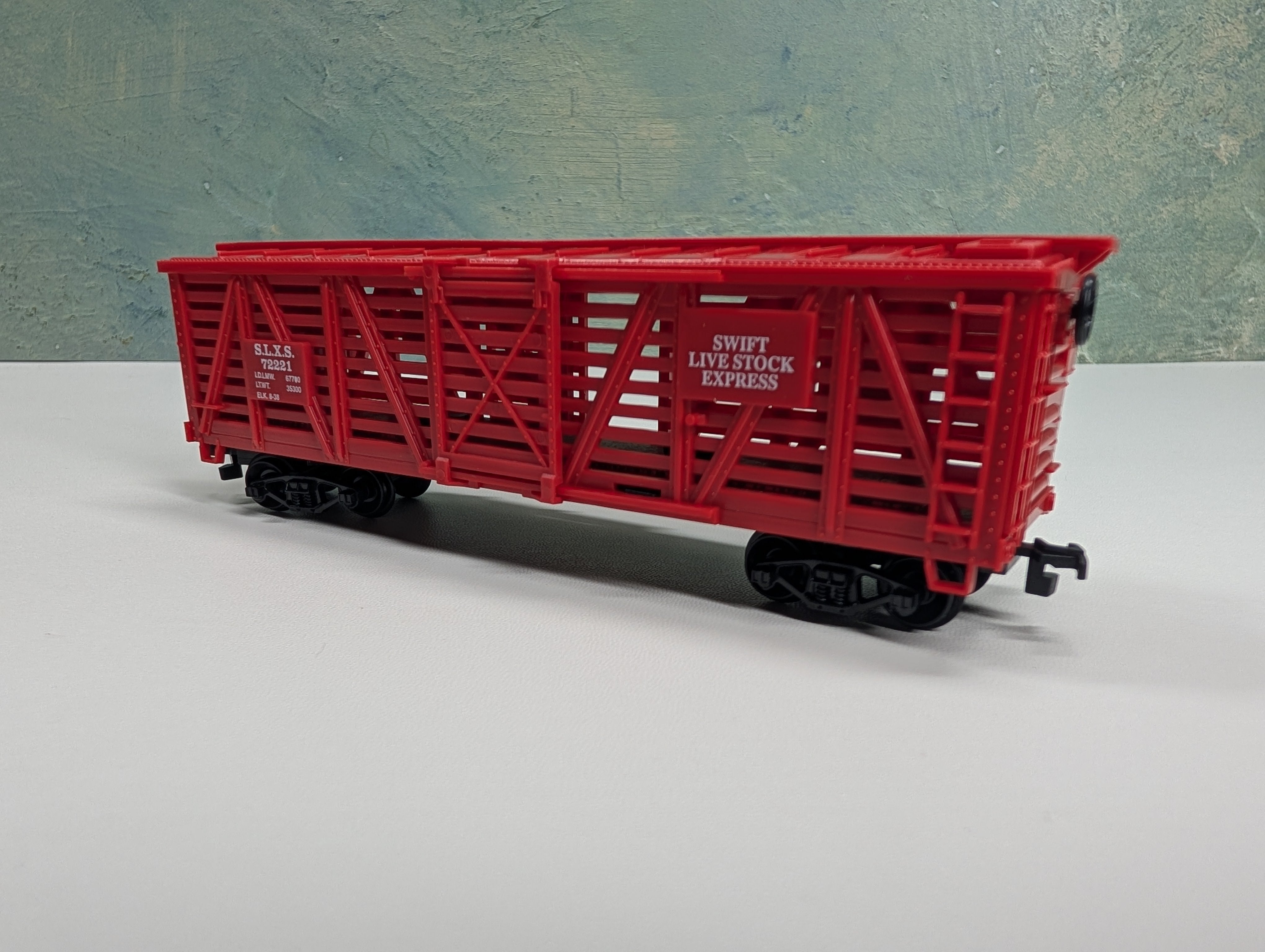 USED Life-Like HO Scale 40' Stock Car Swift Livestock Express SLXS #72221