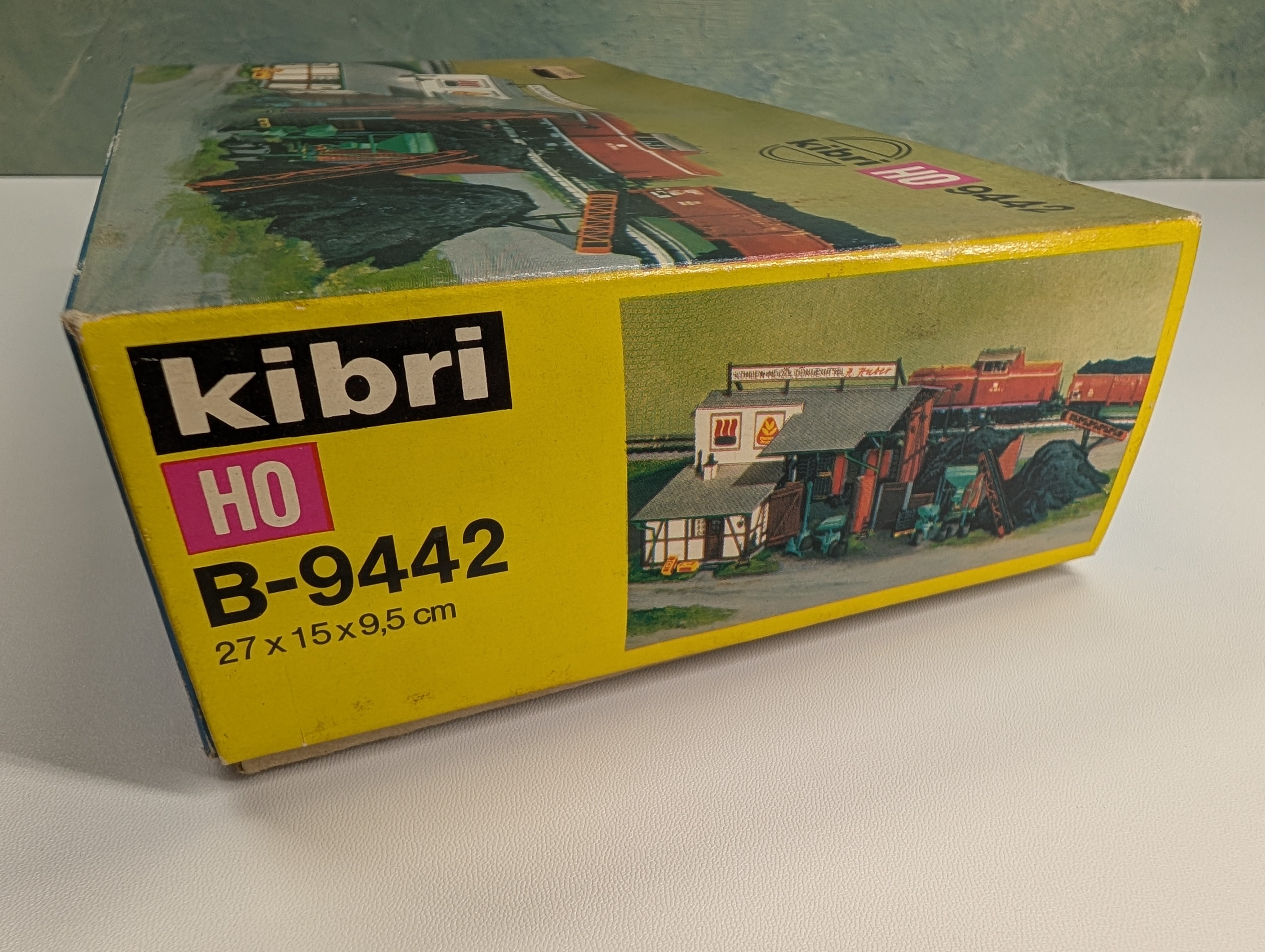 Kibri B-9442 HO Scale Coal Station Supplier KIT