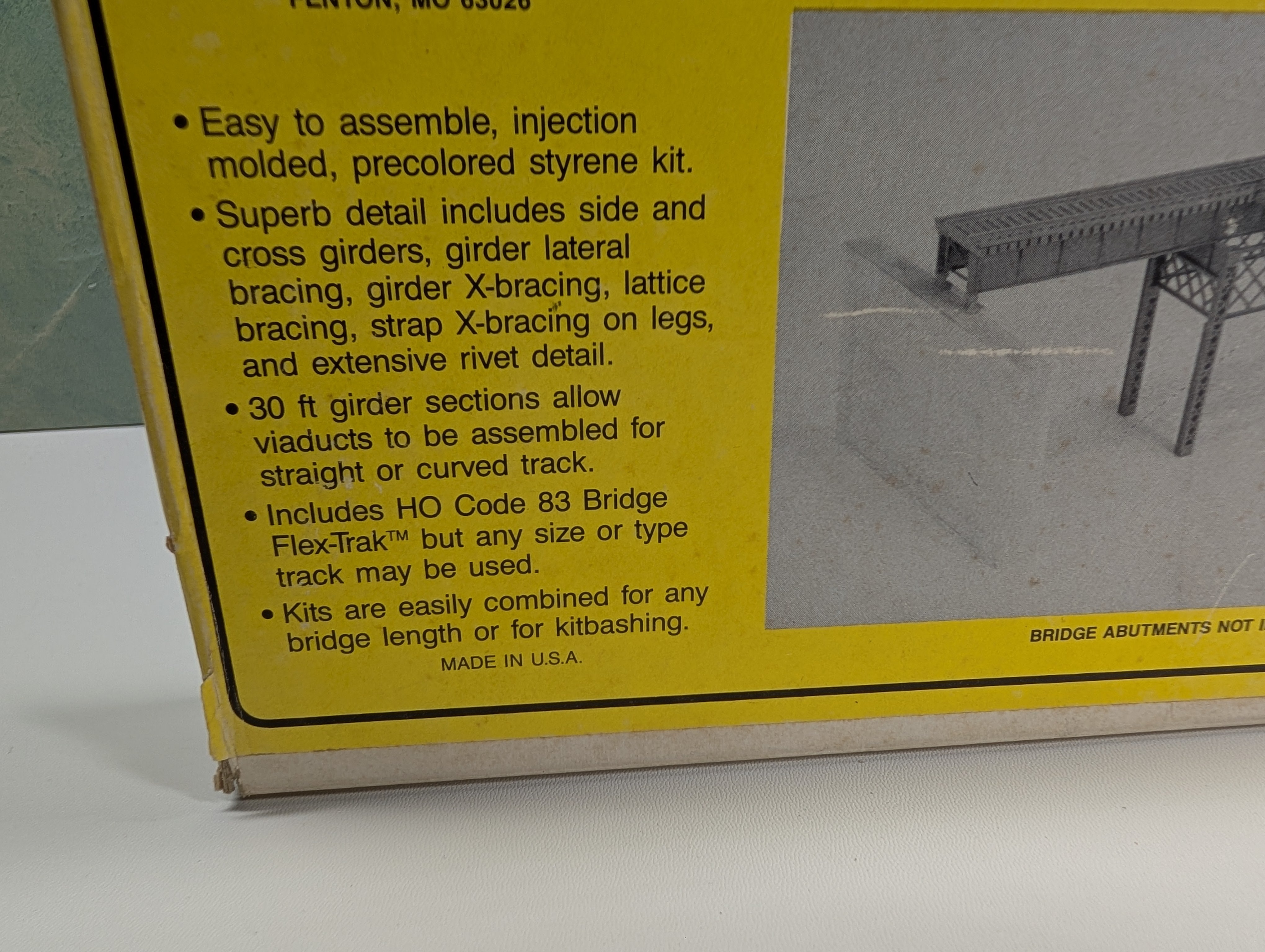 Micro Engineering Company #75-509 HO Scale City Viaduct 90' Single Track Bridge KIT