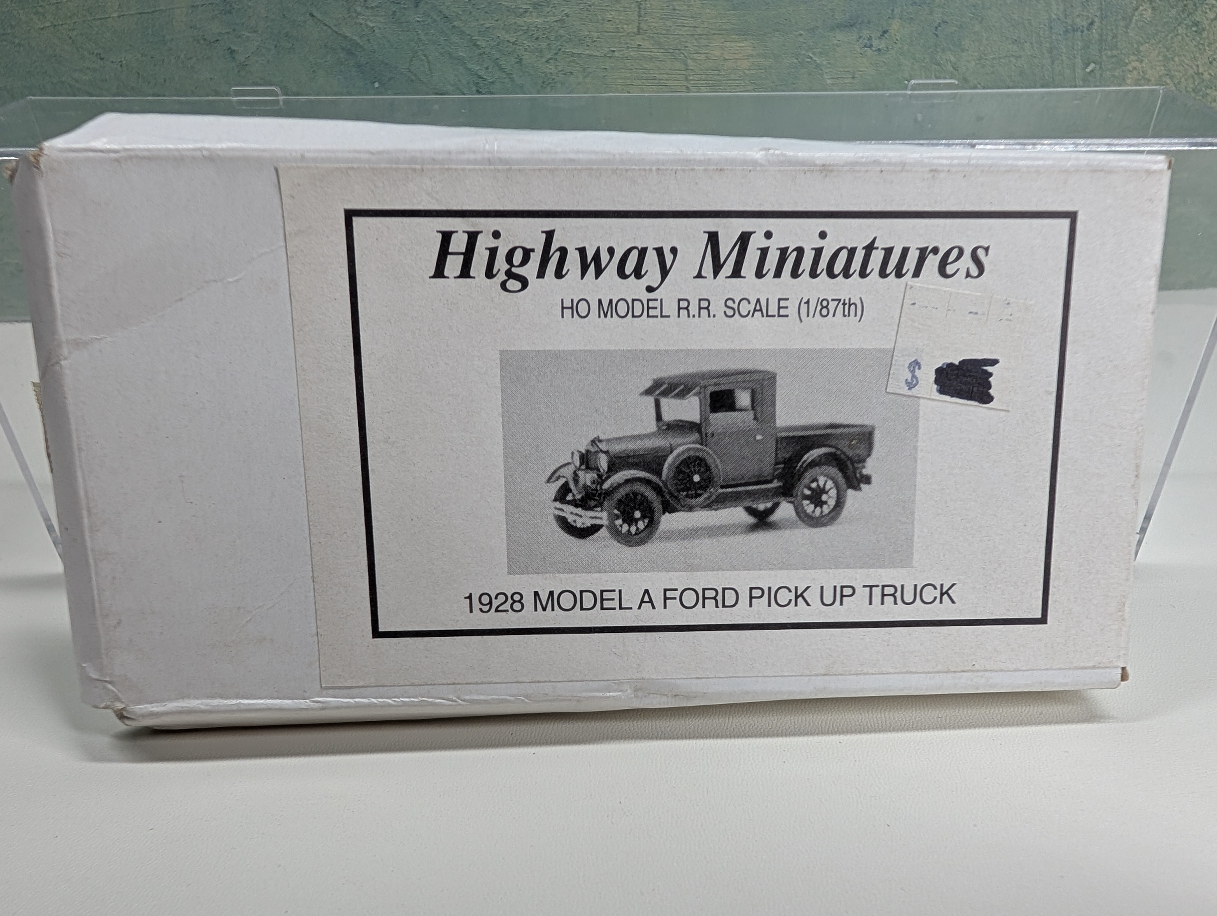 Highway Miniatures 360-240 HO Scale 1928 Model A Ford Pick-Up Truck KIT