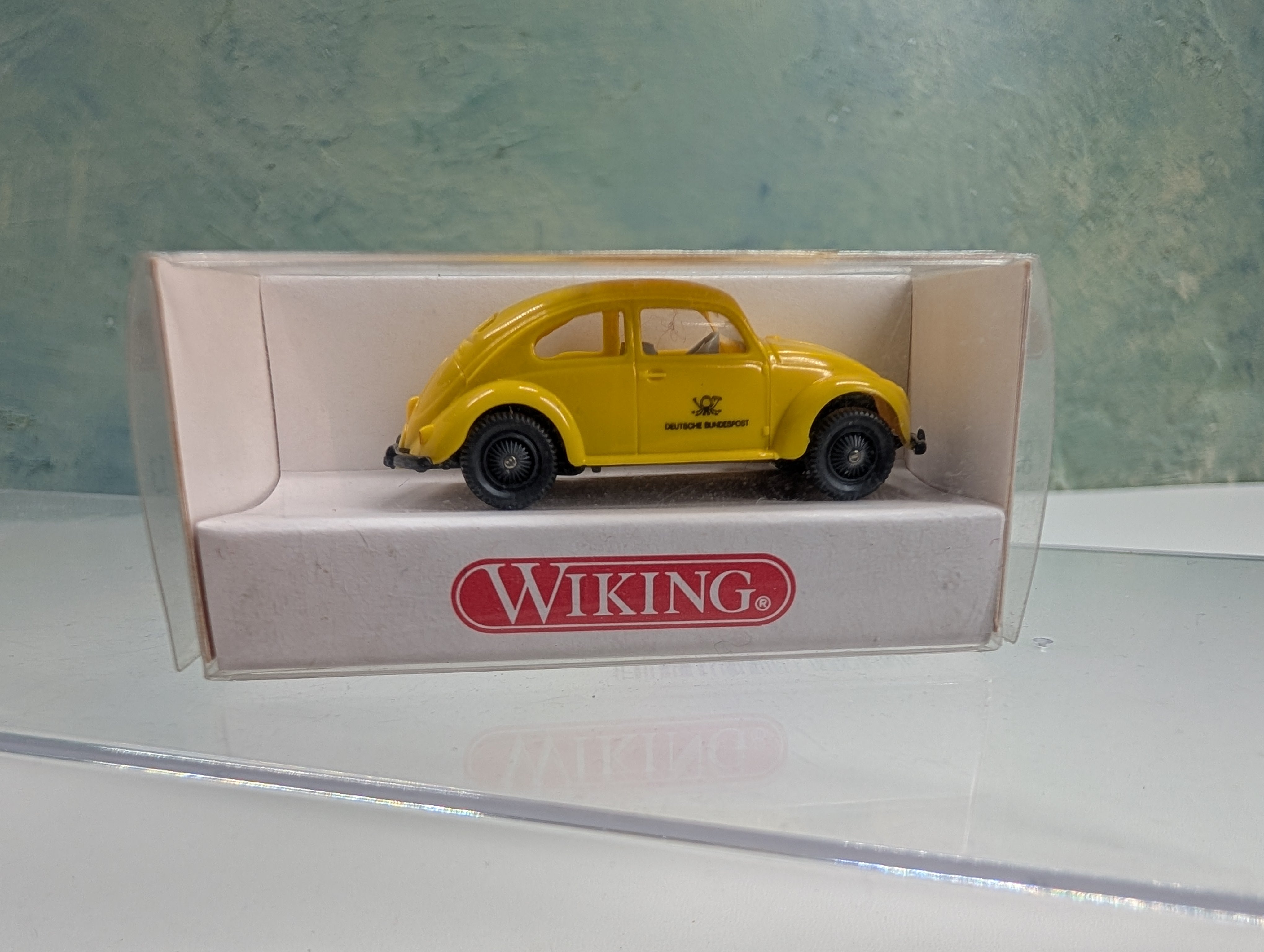 Wiking 8310013 HO Scale Yellow WV Beetle 1200
