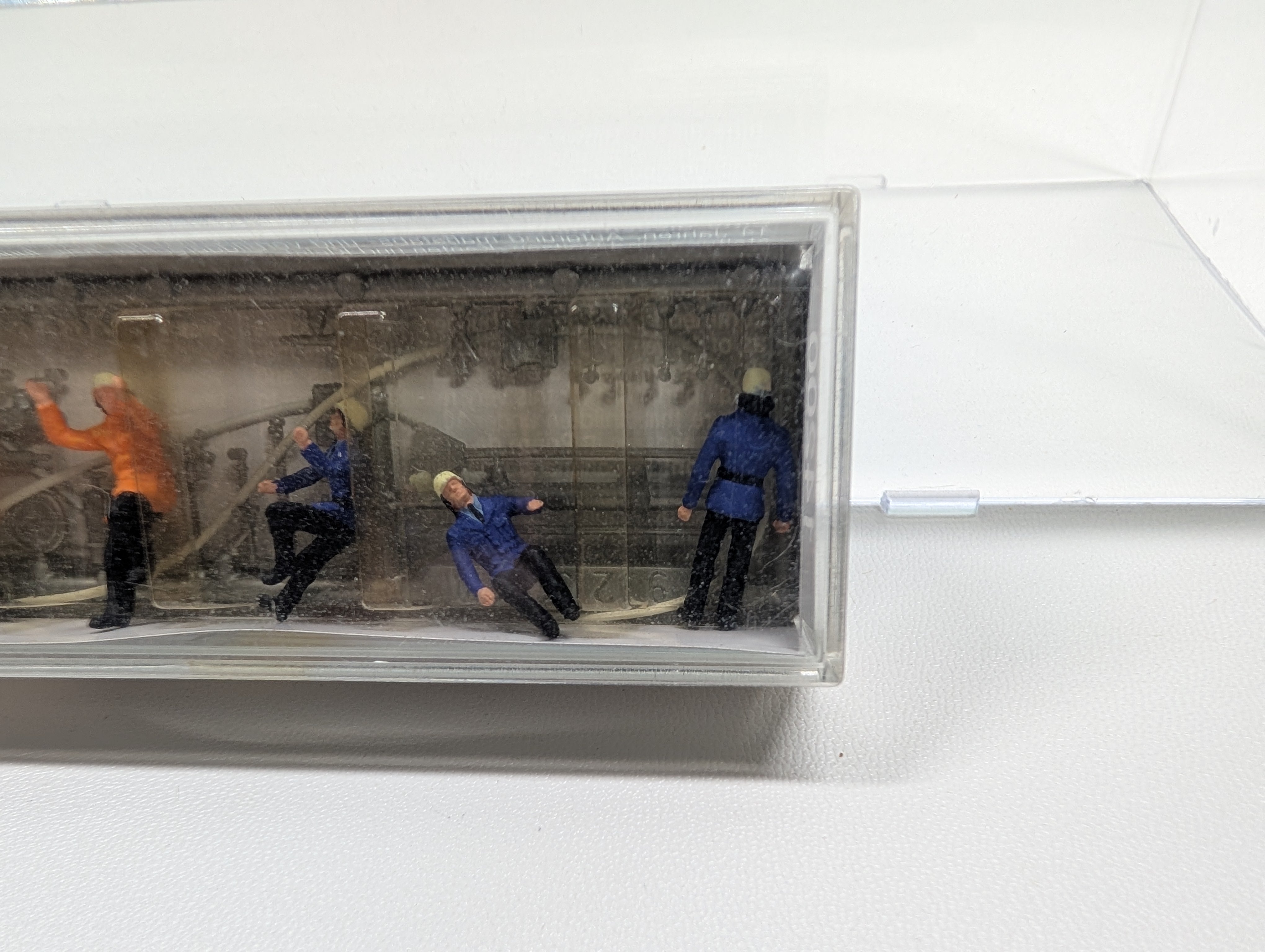 Preiser 14200 HO Scale Fireman Crew Set #1 (6 pcs)