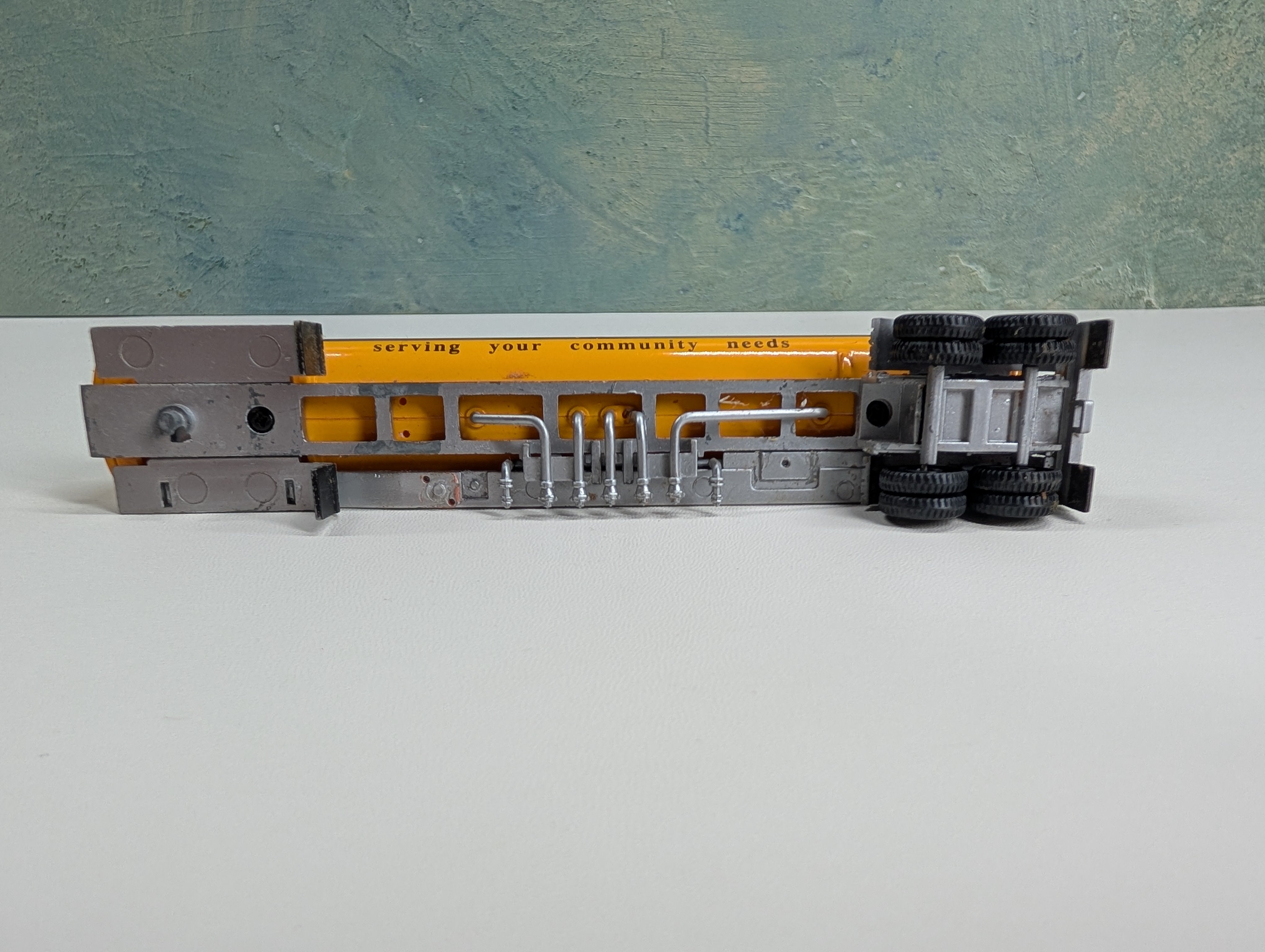 USED HO Scale Fuel Tanker General Cesspool 16005