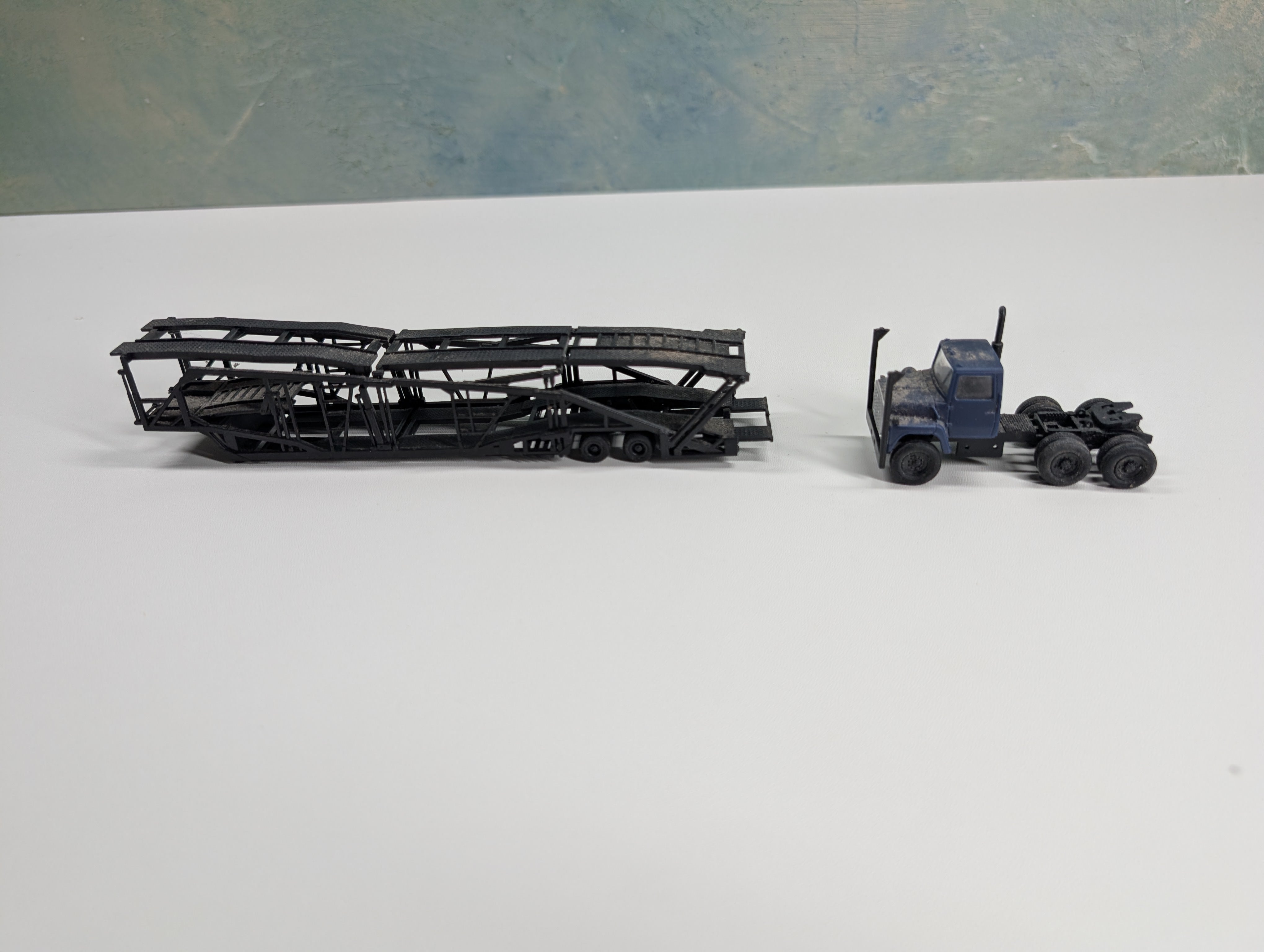 USED Atlas HO Scale Auto Carrier Trailer w/ Cab (needs work)