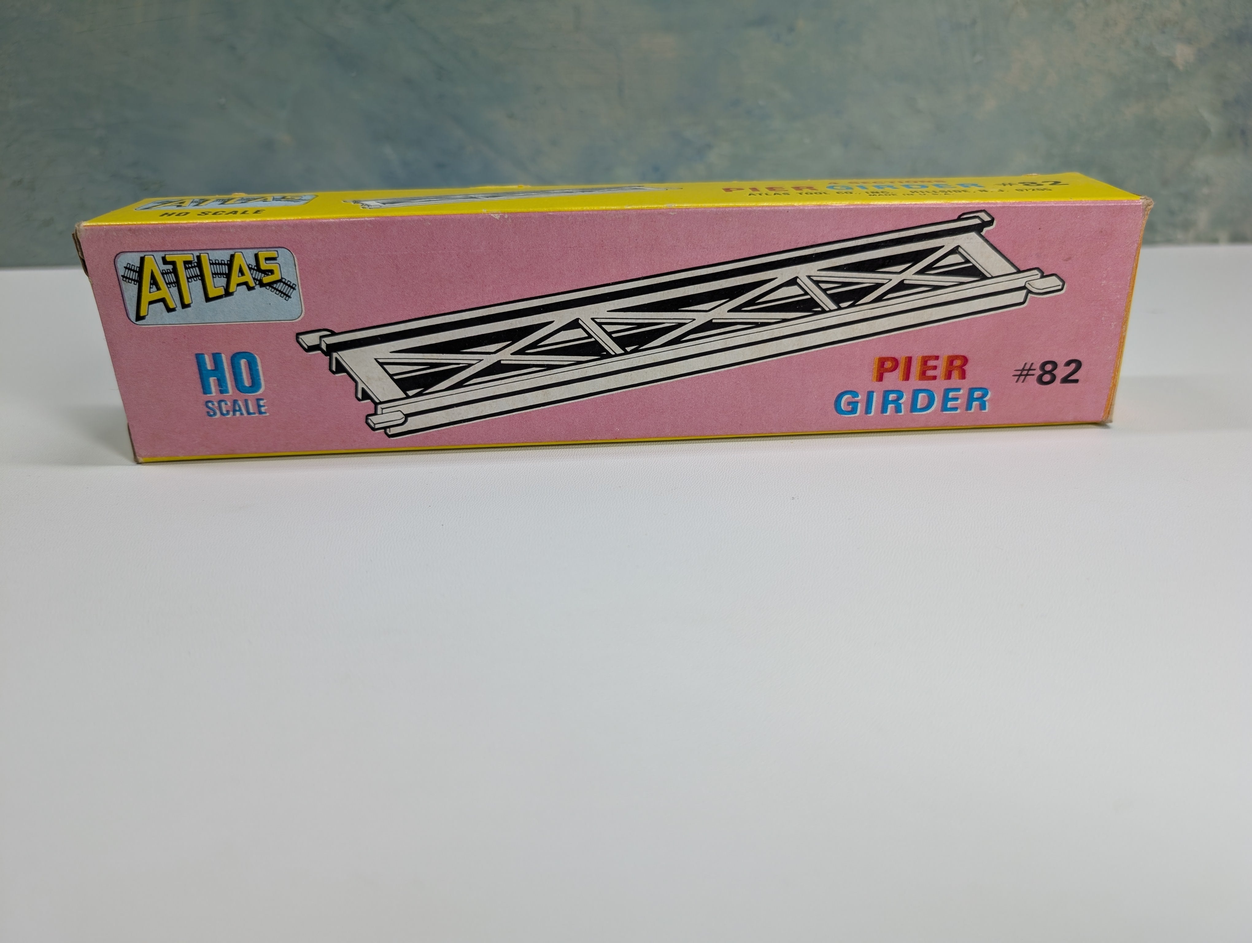 Atlas 82 HO Scale Pier Girder (4 Sections)