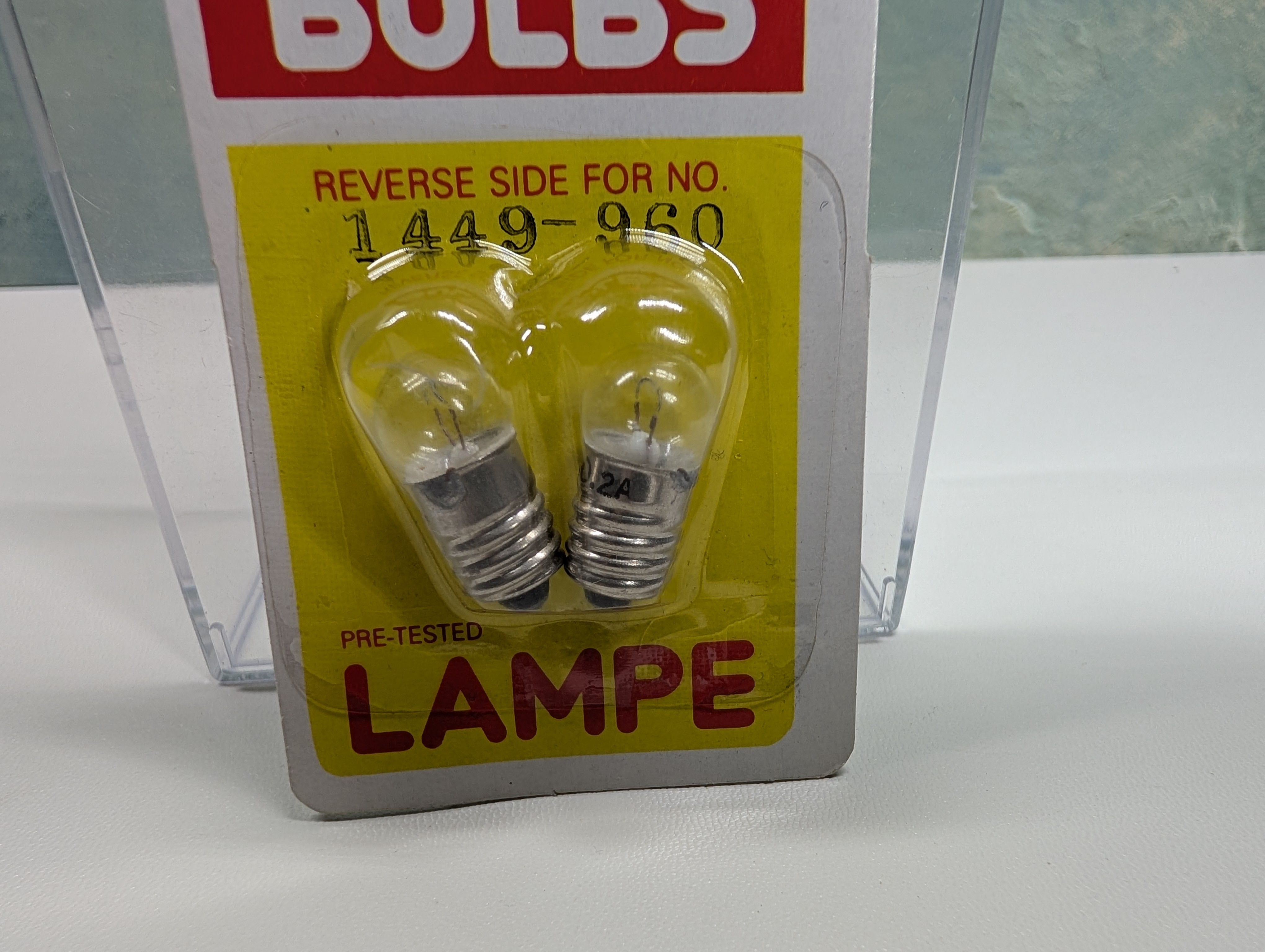 Model Power 1449-960 HO Scale Bulbs 14 Volts (2 pcs)