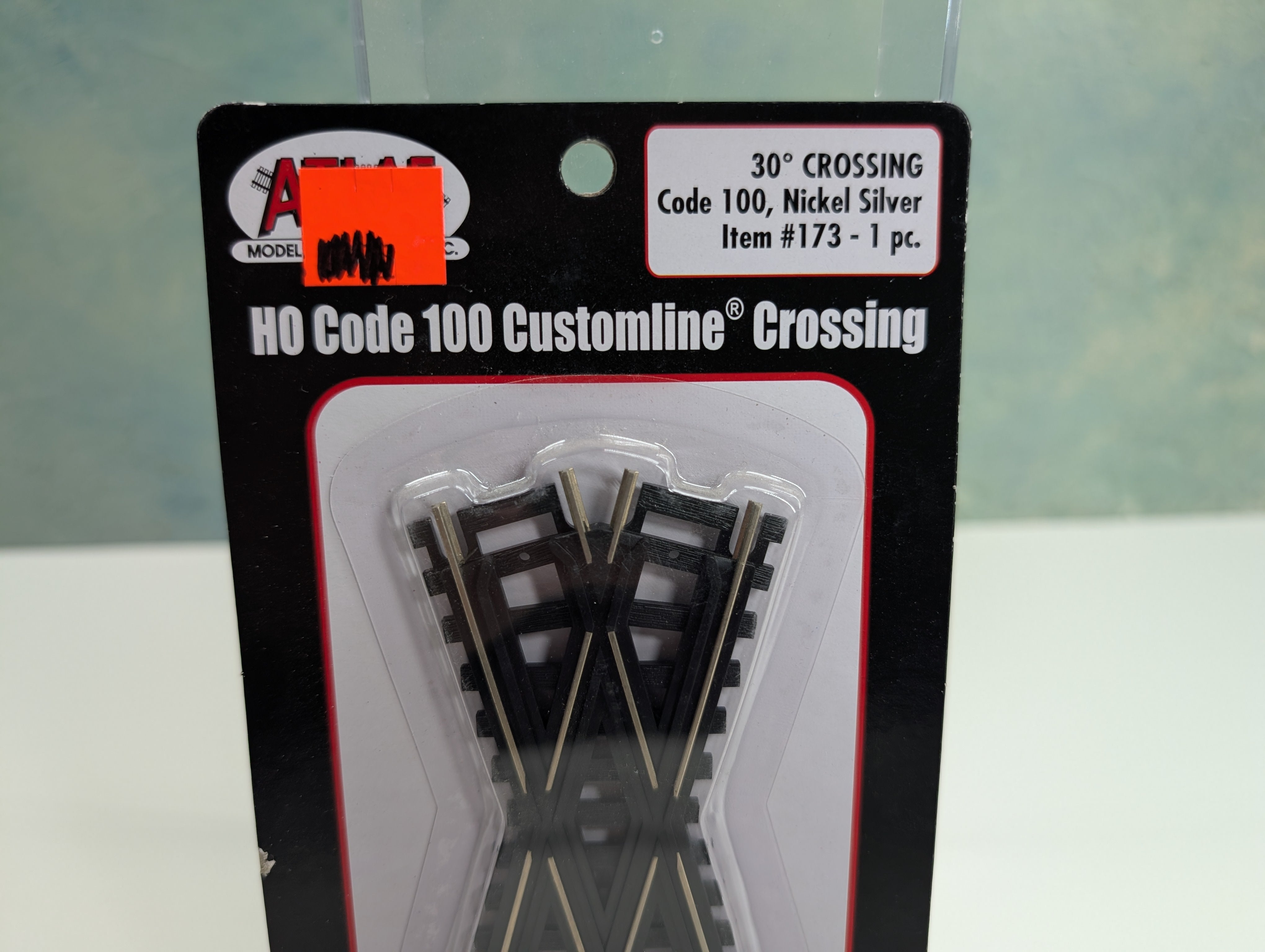 Atlas 173 HO Scale 30 Degree Crossing, Code 100 Custom-Line