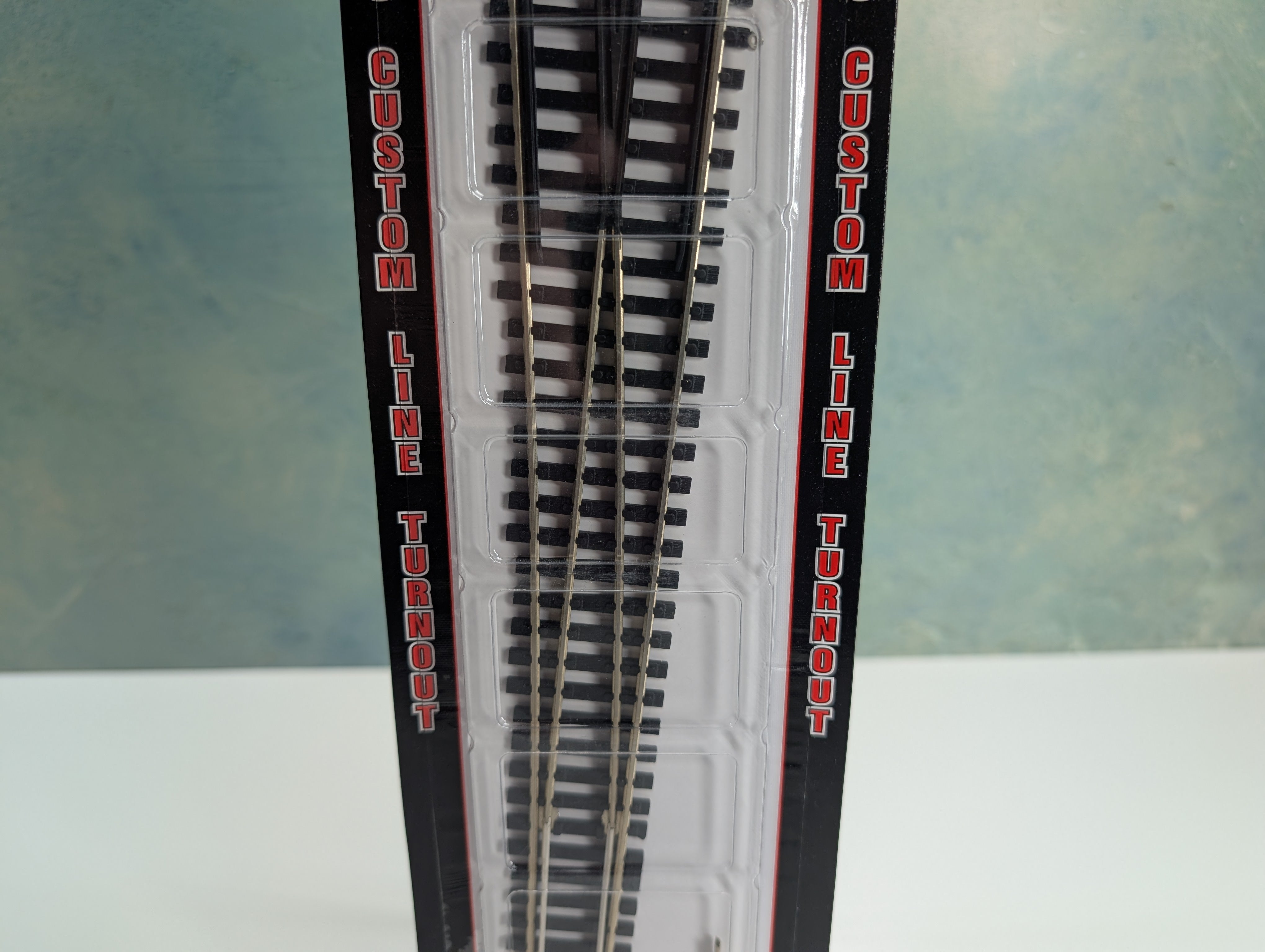 Atlas 285 HO Scale #8 Left Turnout Custom-Line, Code 100 Nickel Silver, Mark IV