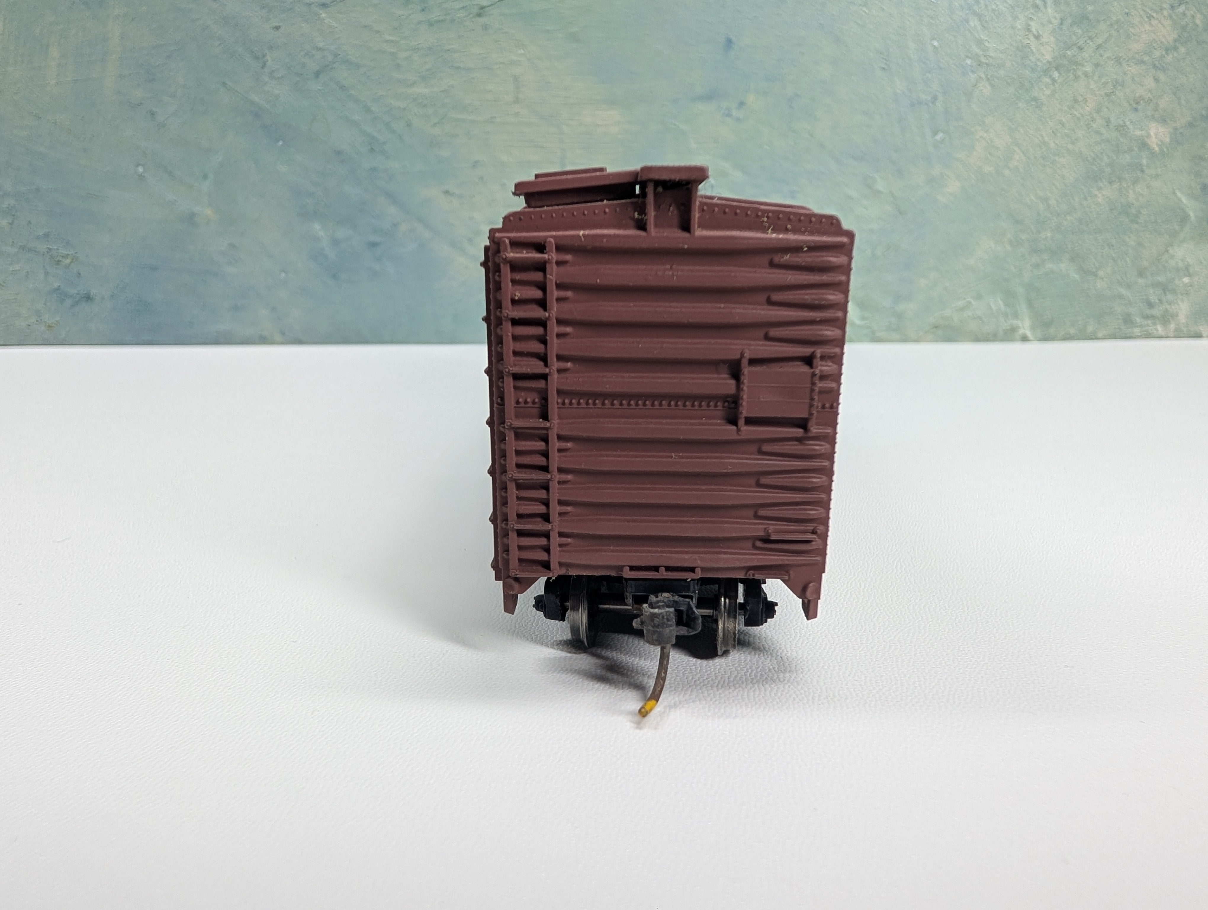 USED Athearn HO Scale 40' Box Car New Haven NH #30564 Metal Wheels
