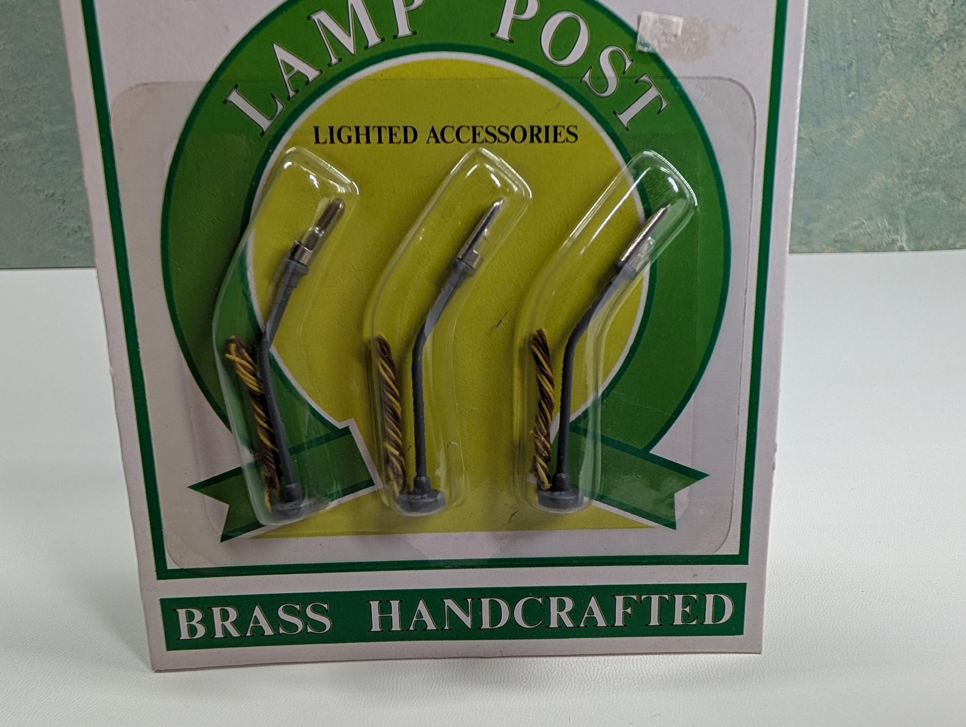 Model Power 8480 N Scale Lamp Posts, Brass Parts (3 pcs)