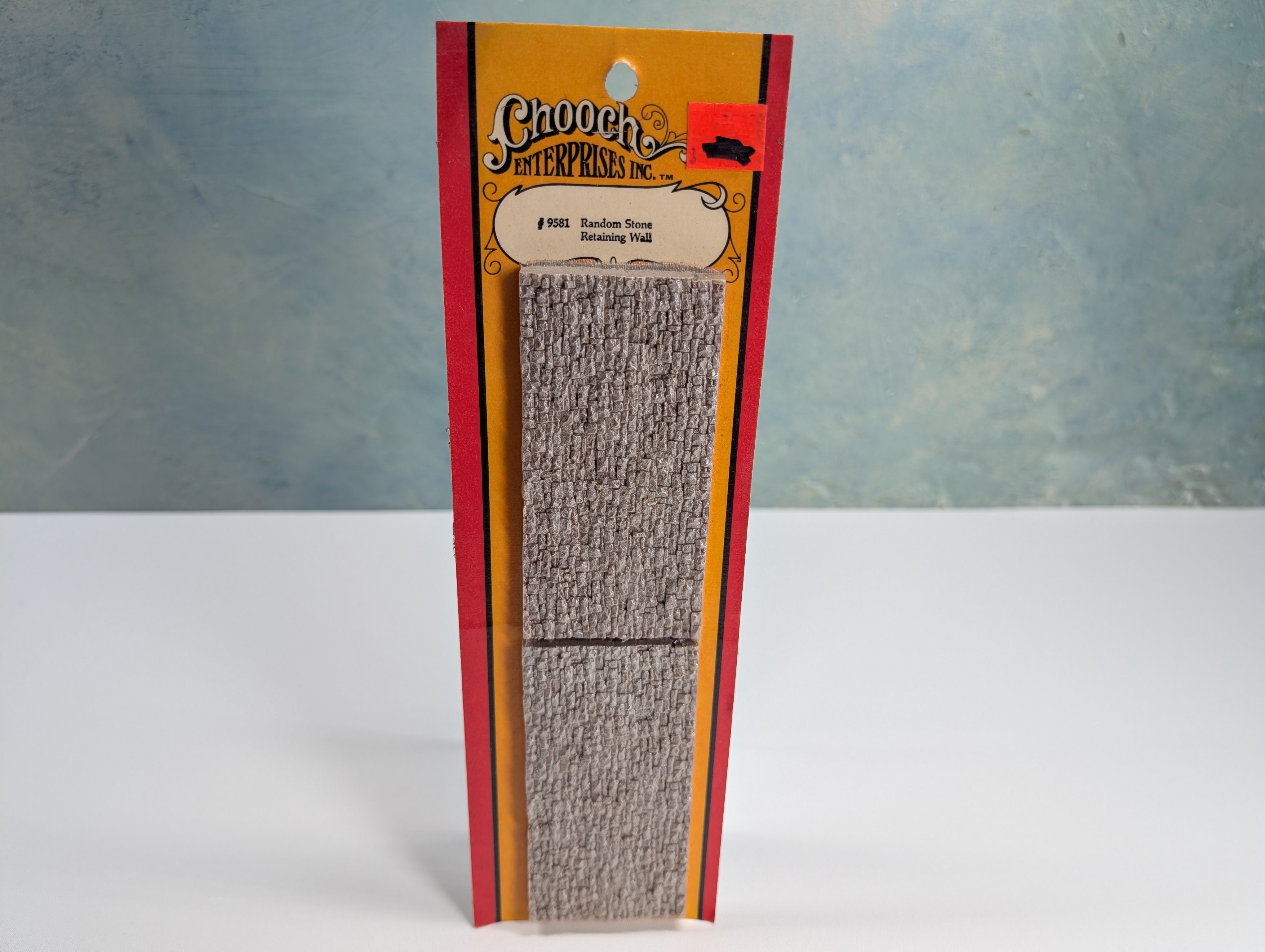 Chooch Enterprises Inc 9581 N Scale Stone Retaining Wall