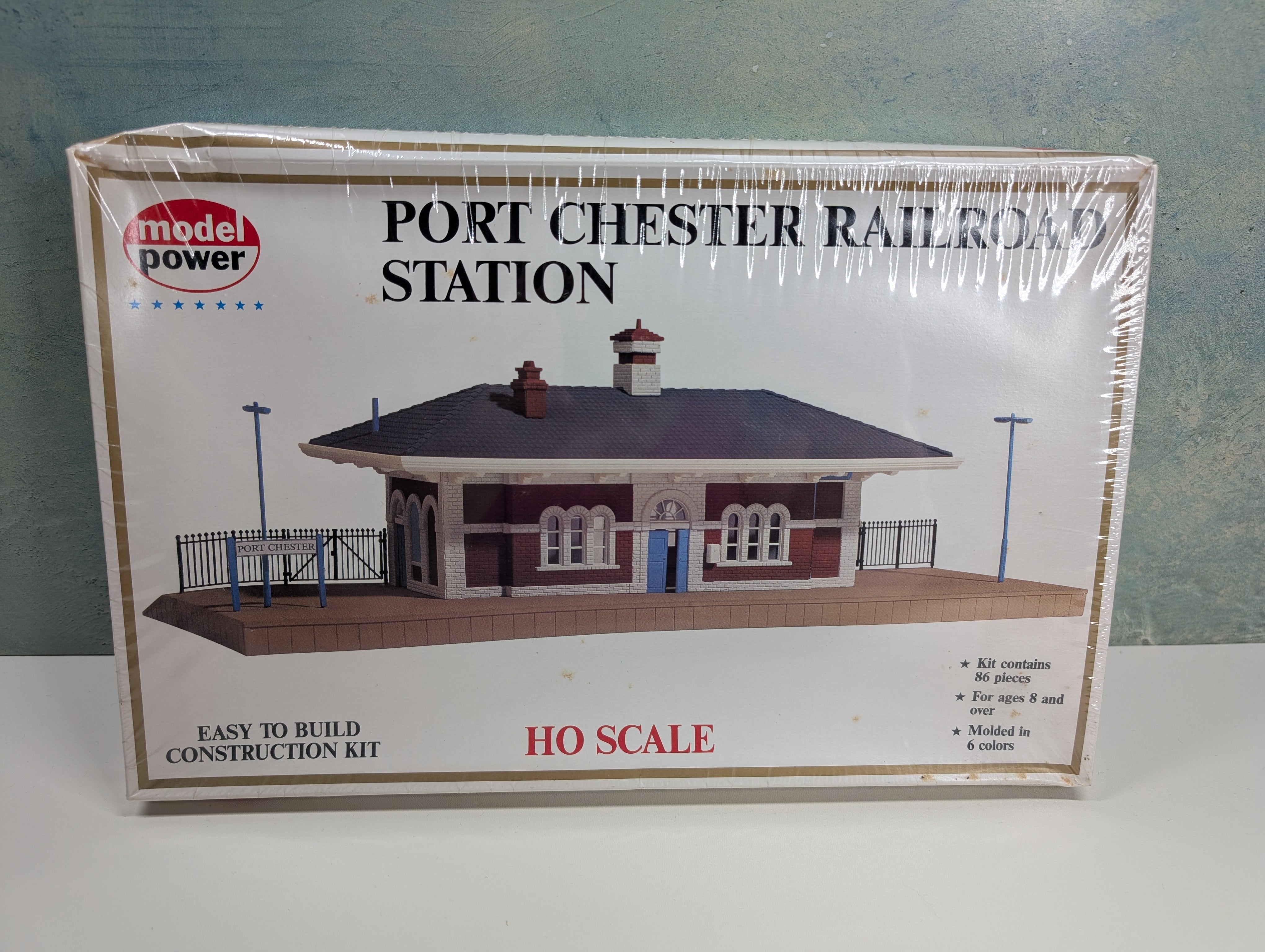 Model Power 542 HO Scale Port Chester Railroad Station KIT