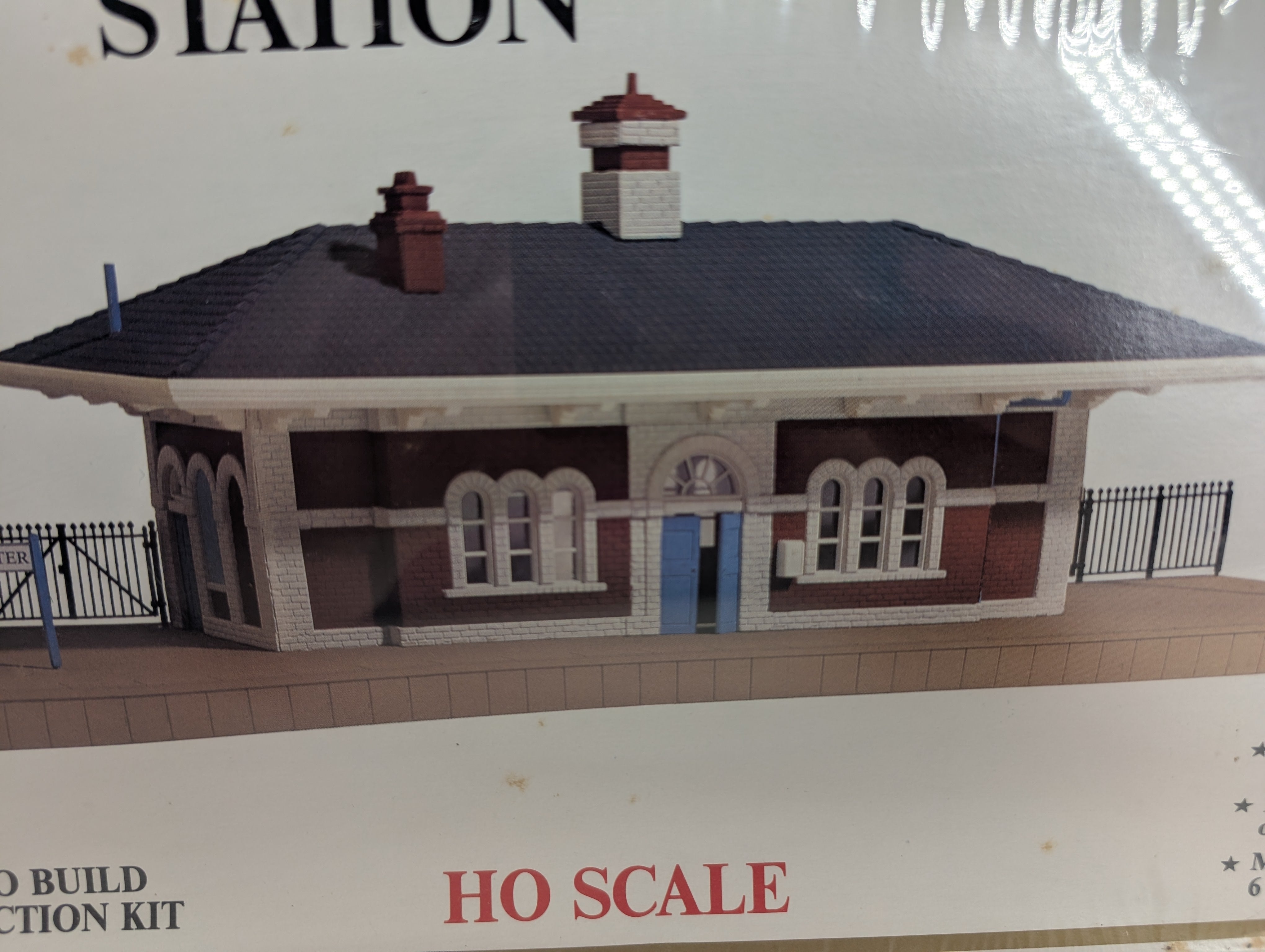 Model Power 542 HO Scale Port Chester Railroad Station KIT